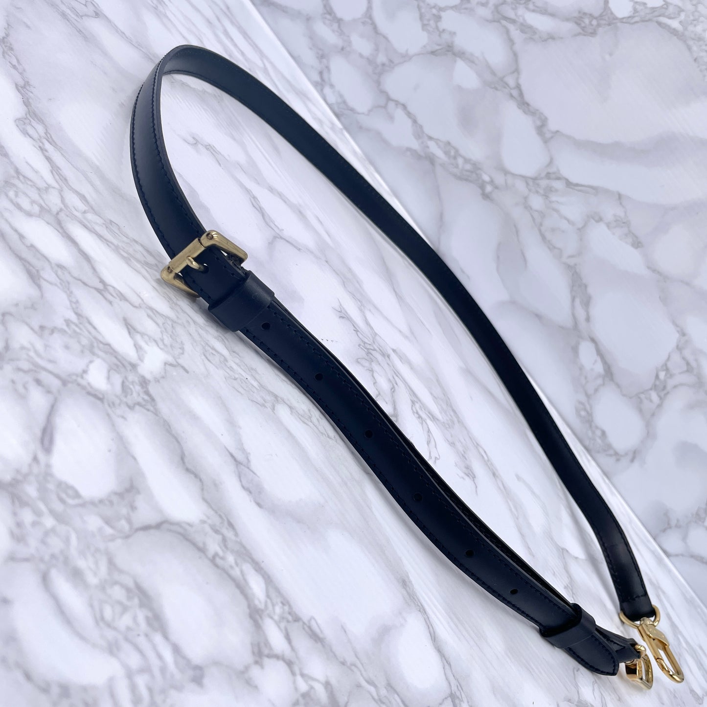 LOUIS VUITTON Epi Monceau