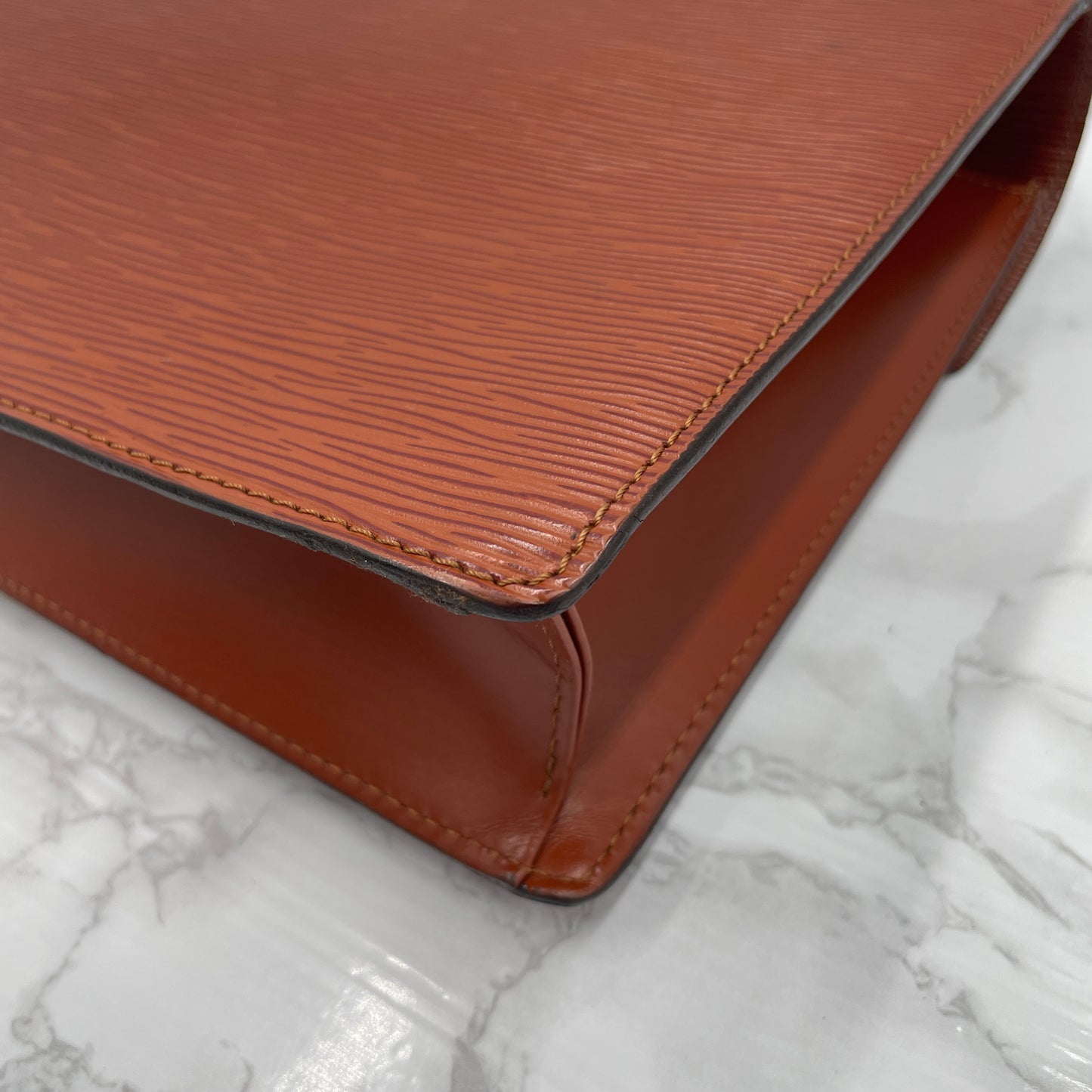 LOUIS VUITTON Epi Monceau