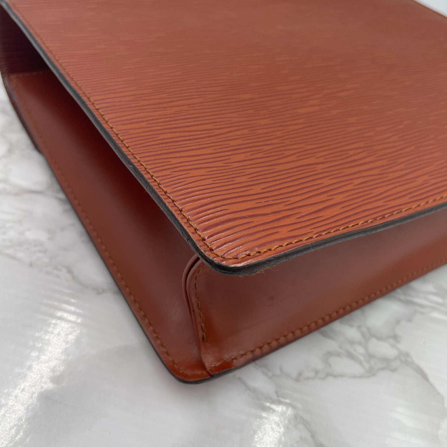 LOUIS VUITTON Epi Monceau