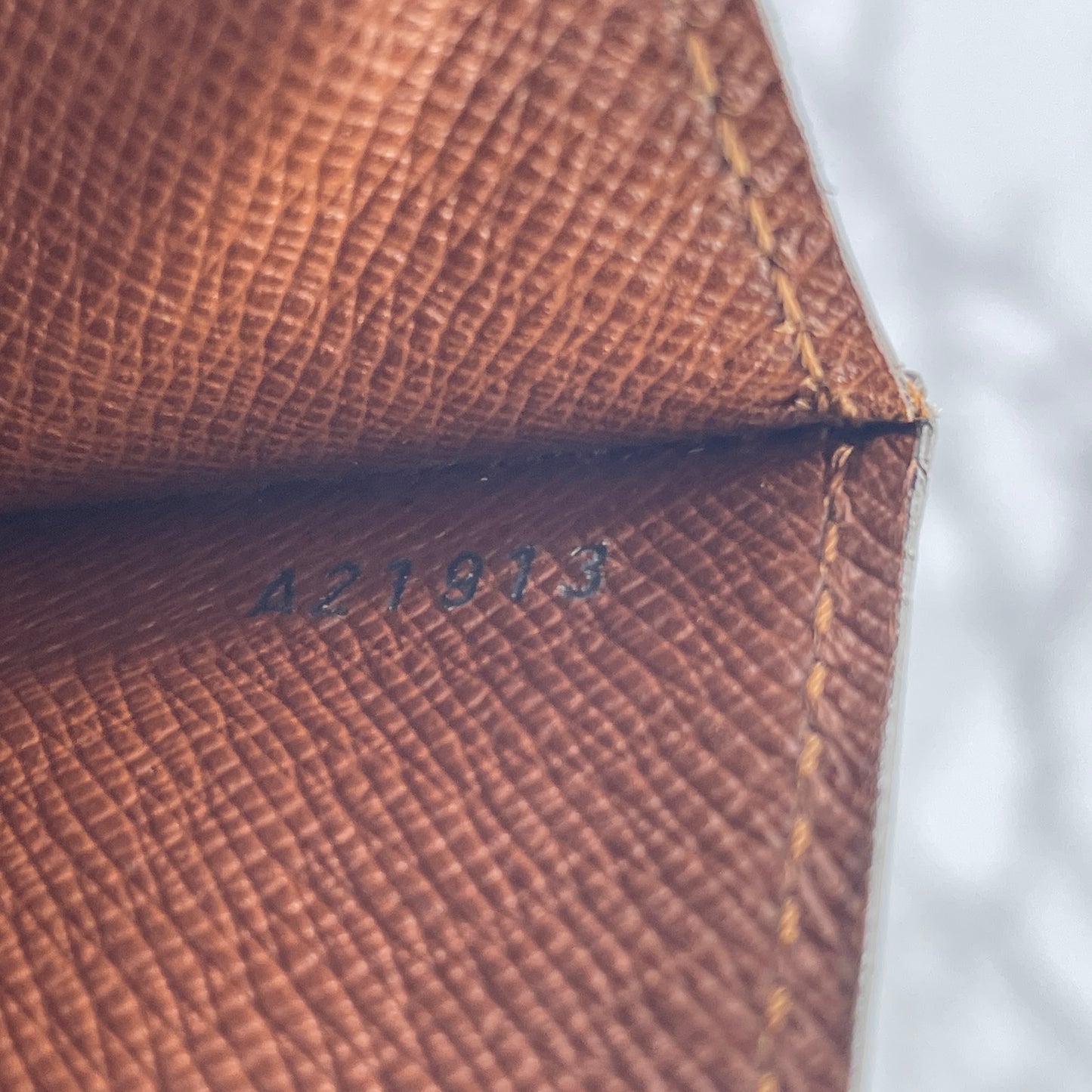 LOUIS VUITTON Epi Monceau