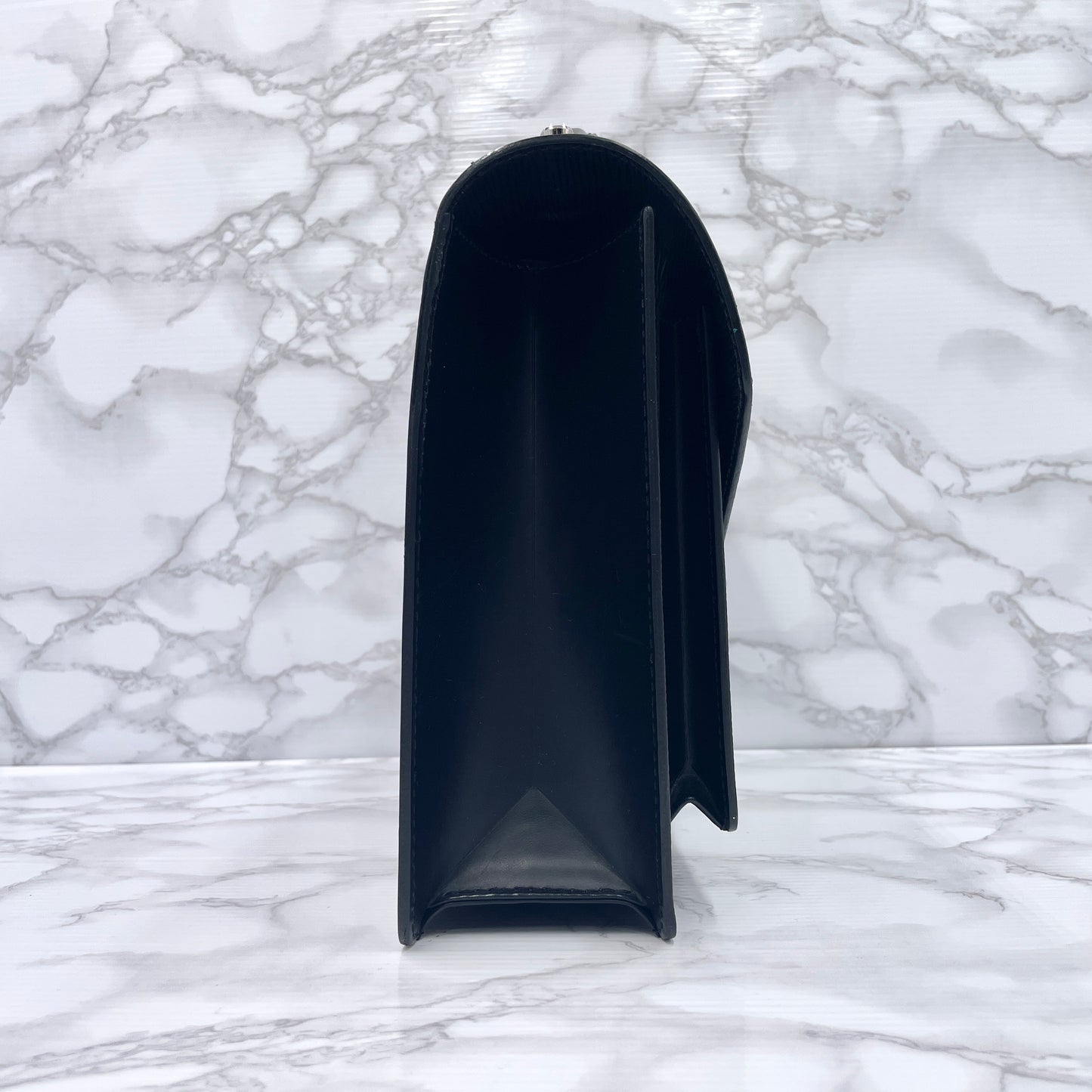 LOUIS VUITTON Epi Monceau