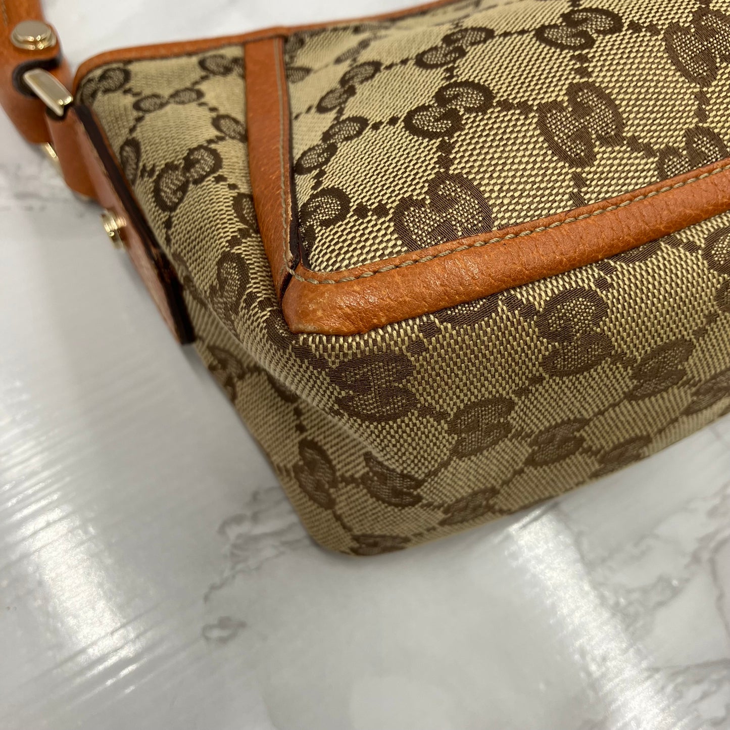 GUCCI Canvas Pouch