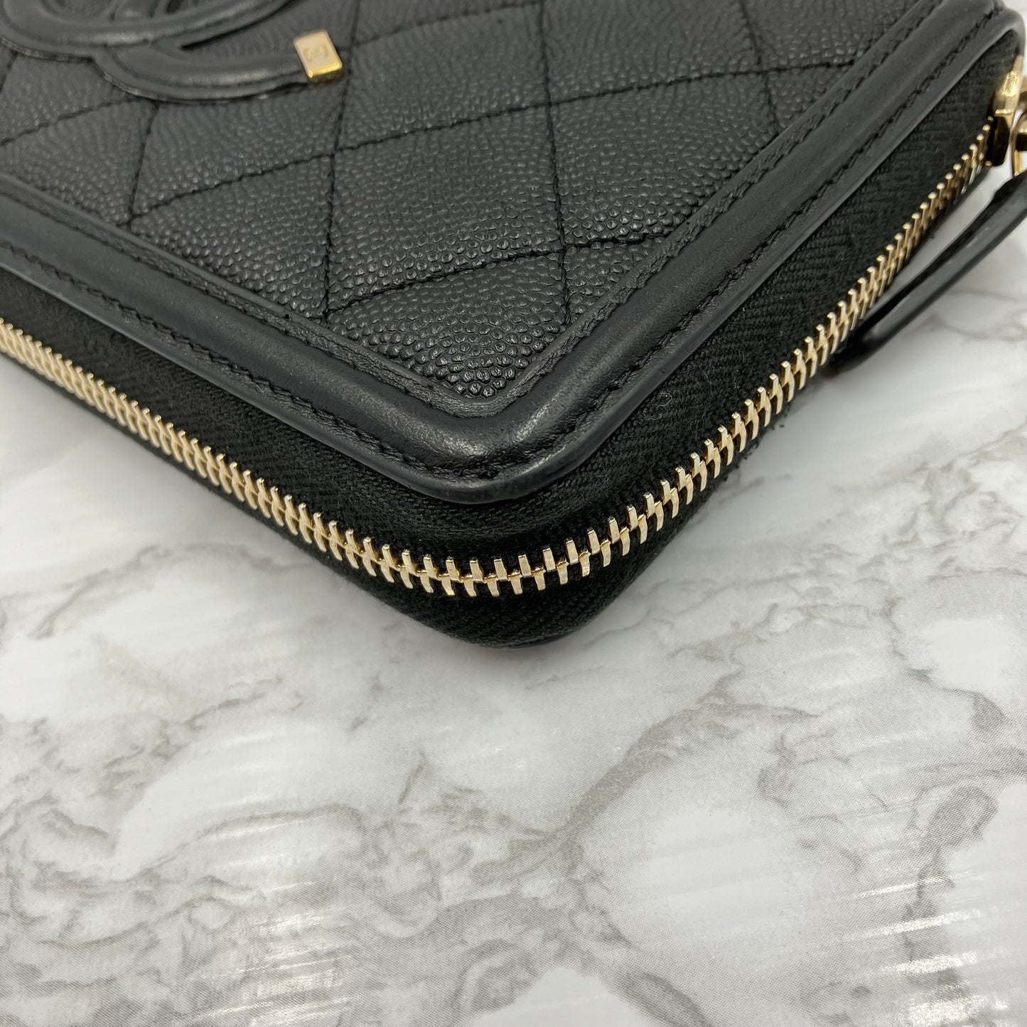 CHANEL Caviar Long wallet