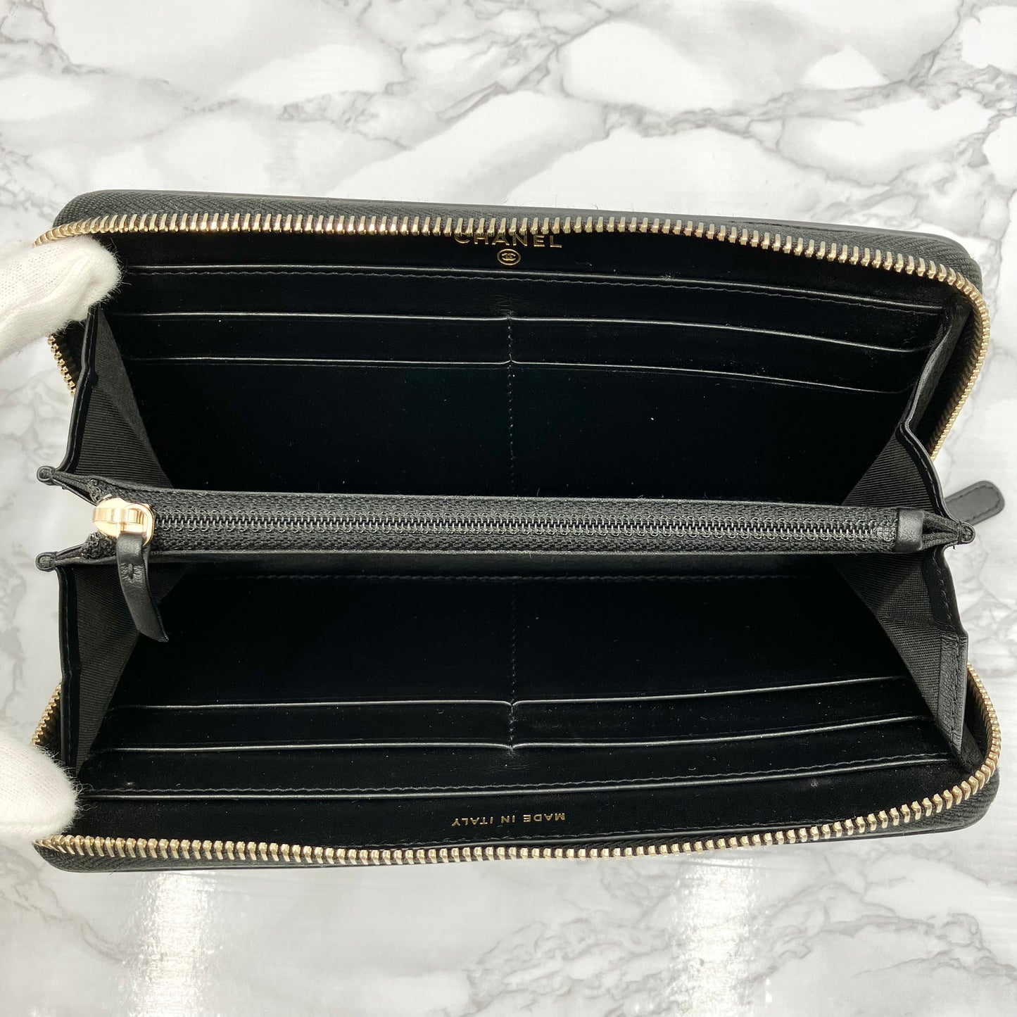 CHANEL Caviar Long wallet