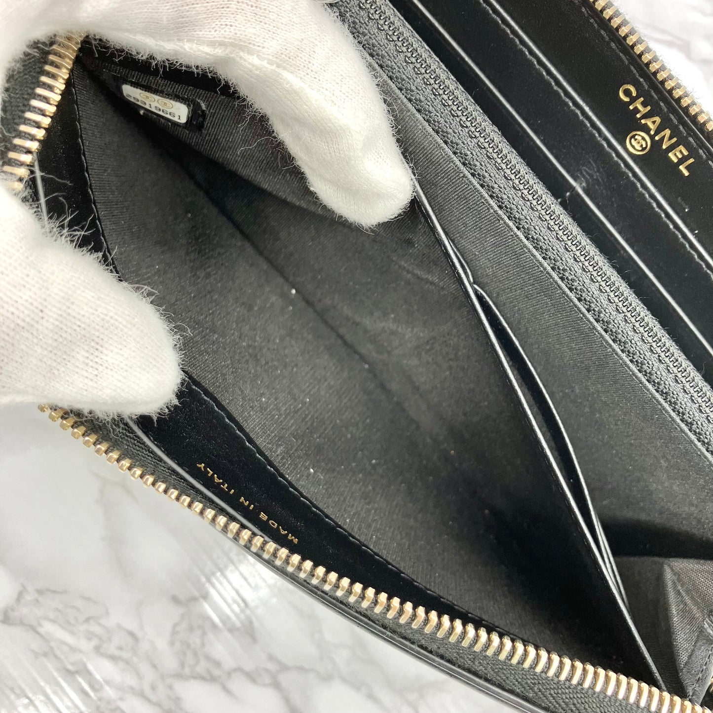 CHANEL Caviar Long wallet