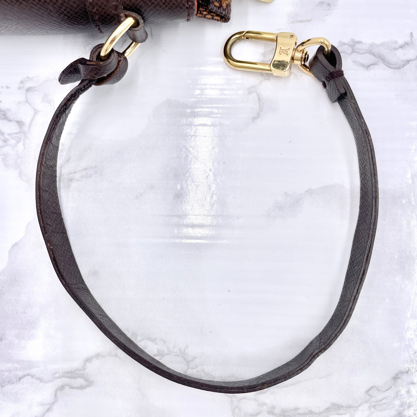 LOUIS VUITTON Damier Truth Makeup