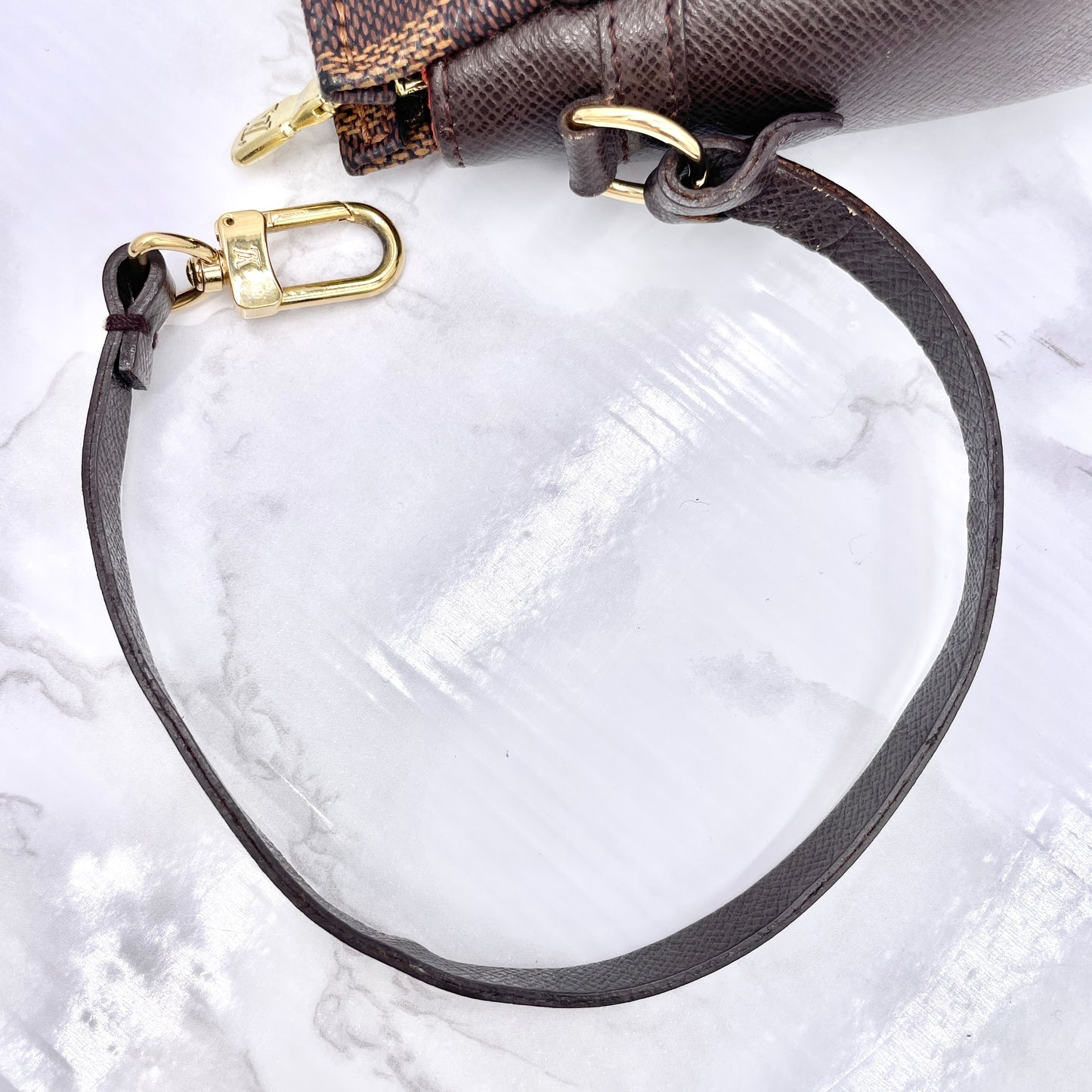 LOUIS VUITTON Damier Truth Makeup