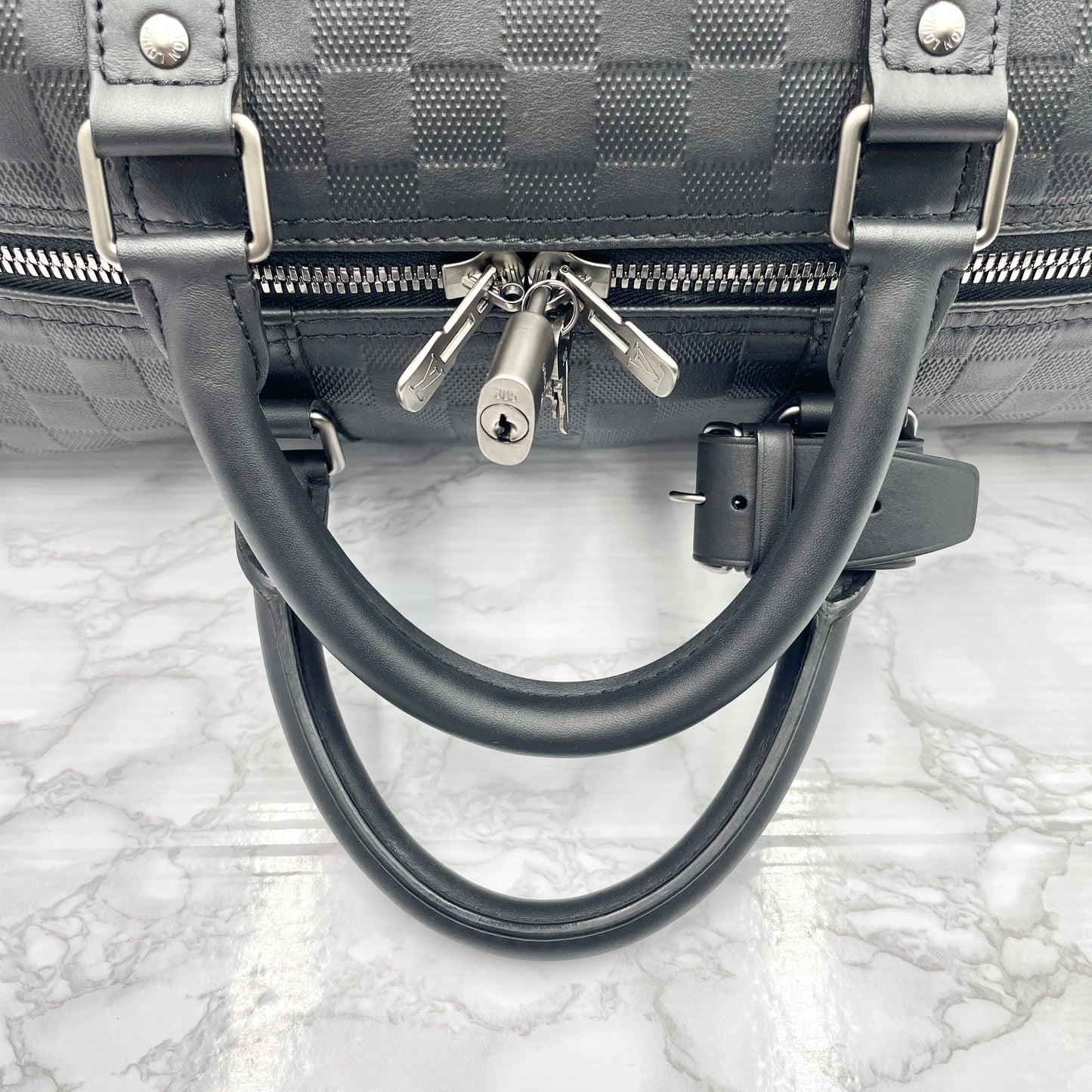 LOUIS VUITTON Damier Infini Keepall 55 Bandouliere