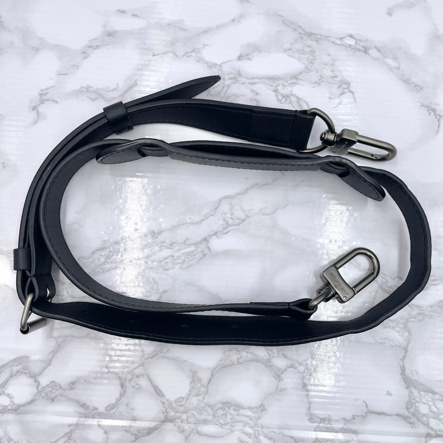 LOUIS VUITTON Damier Infini Keepall 55 Bandouliere