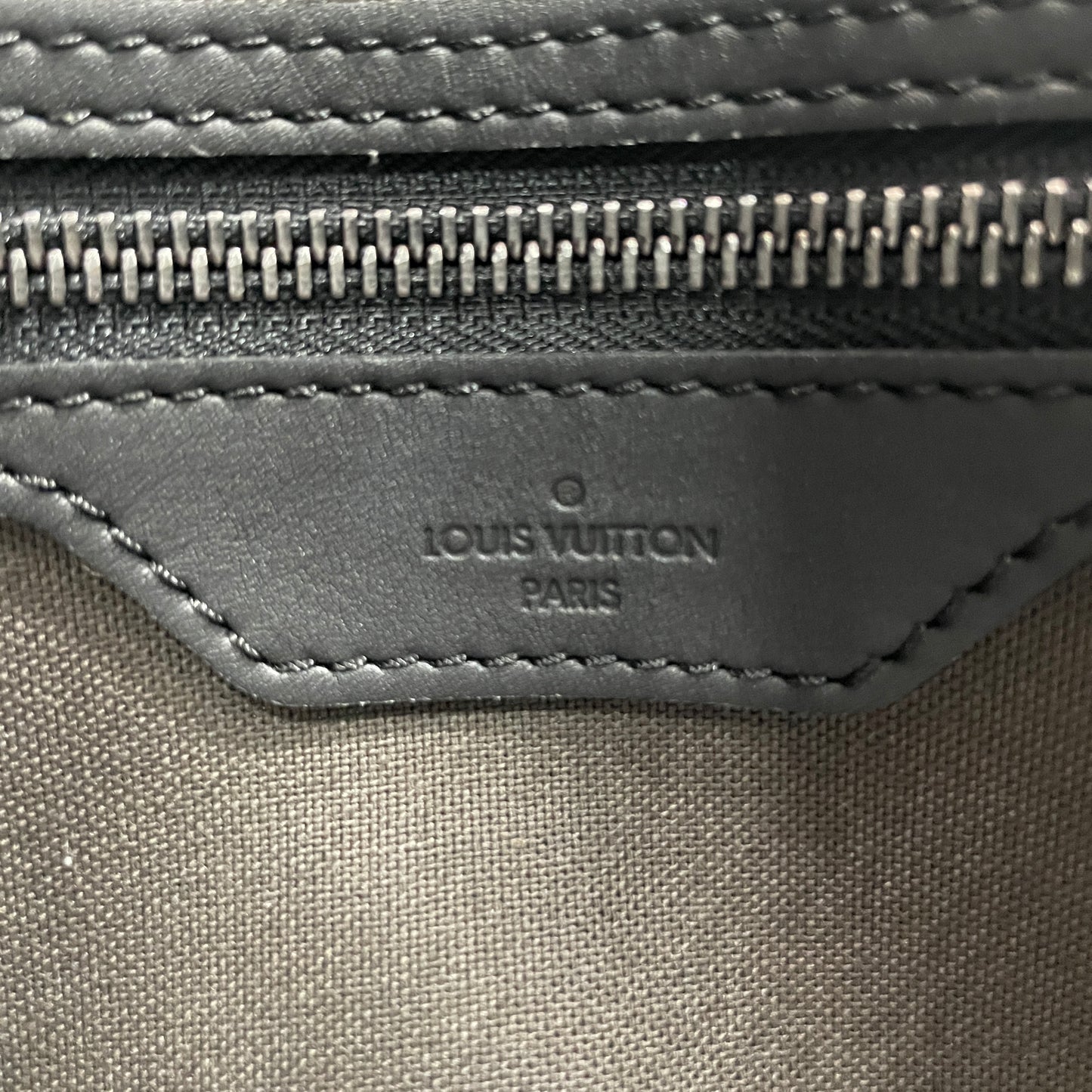 LOUIS VUITTON Damier Infini Keepall 55 Bandouliere
