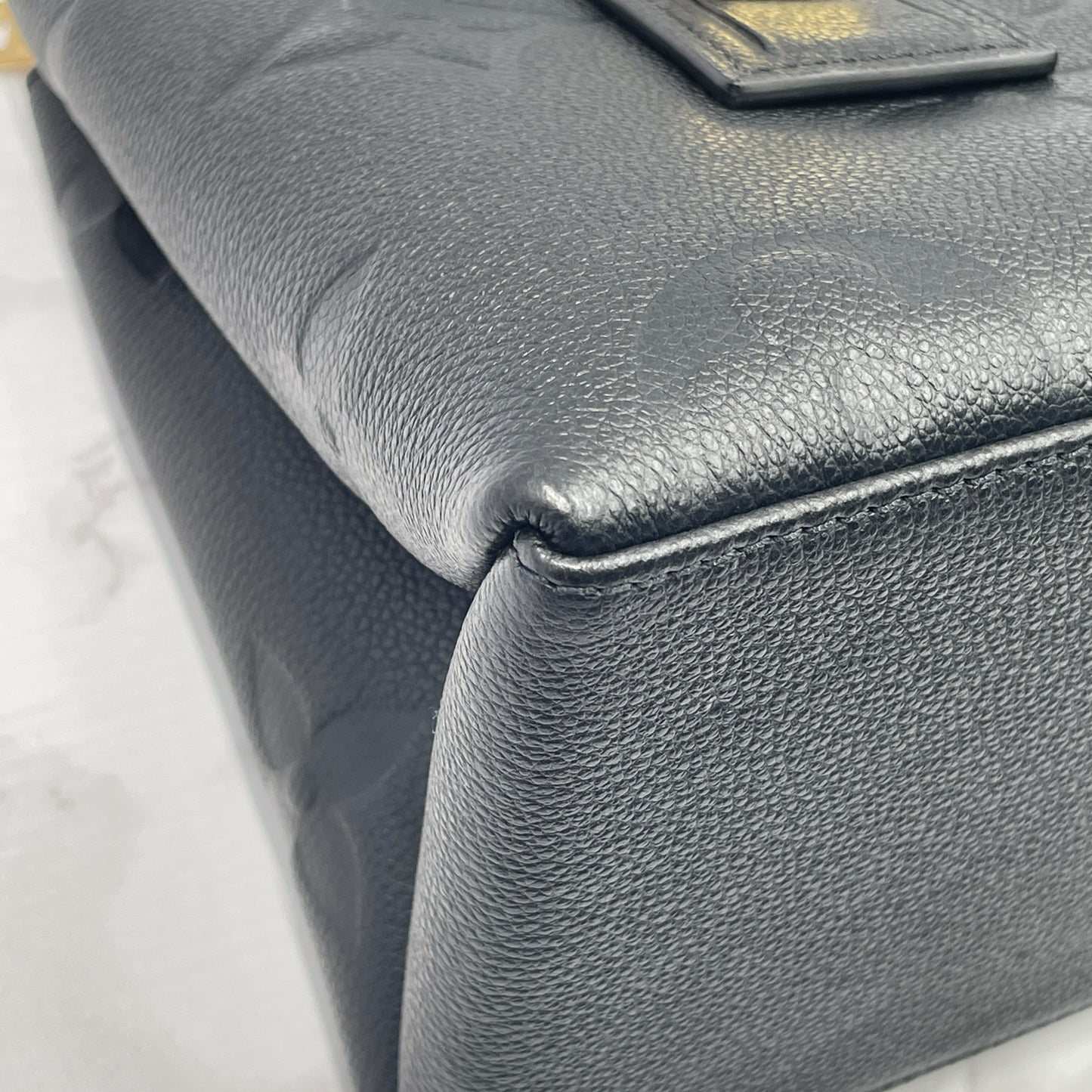 LOUIS VUITTON  Petit Palais PM RFID