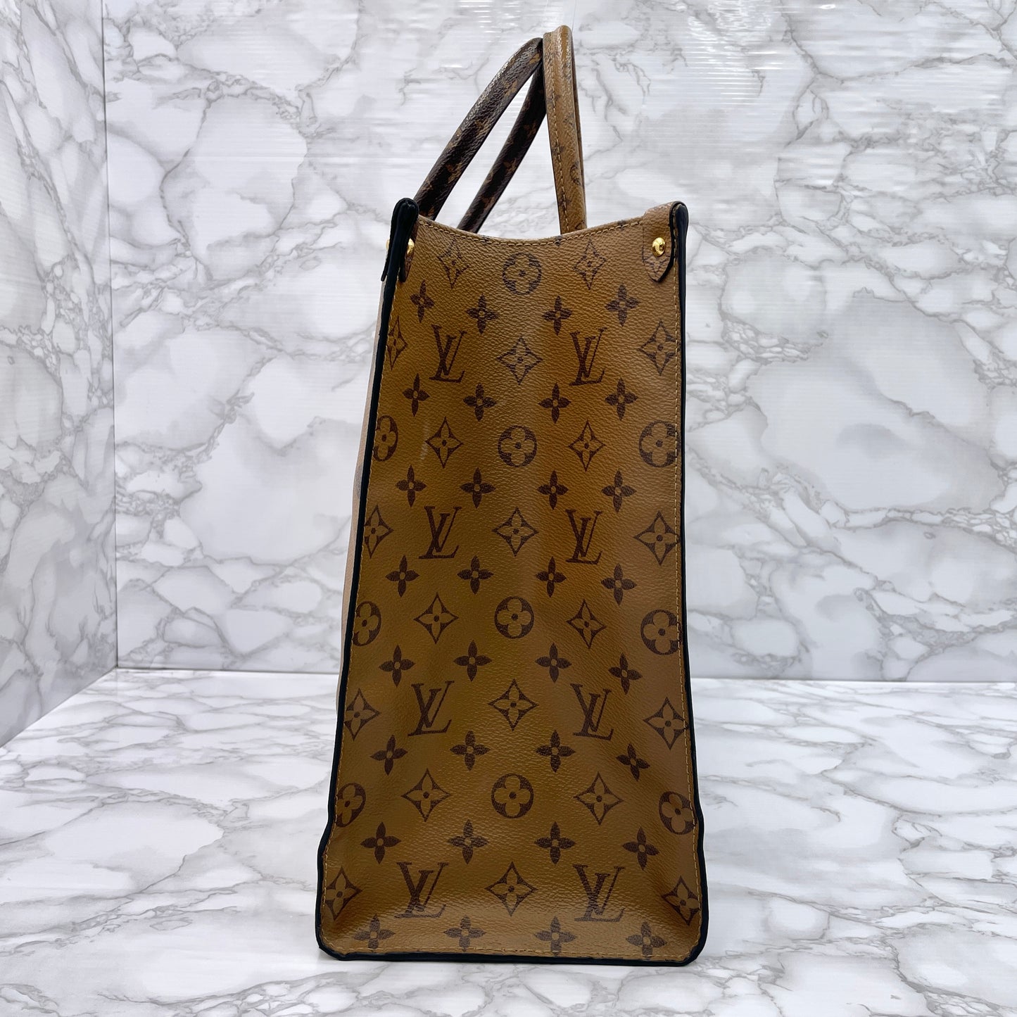 LOUIS VUITTON On The Go GM