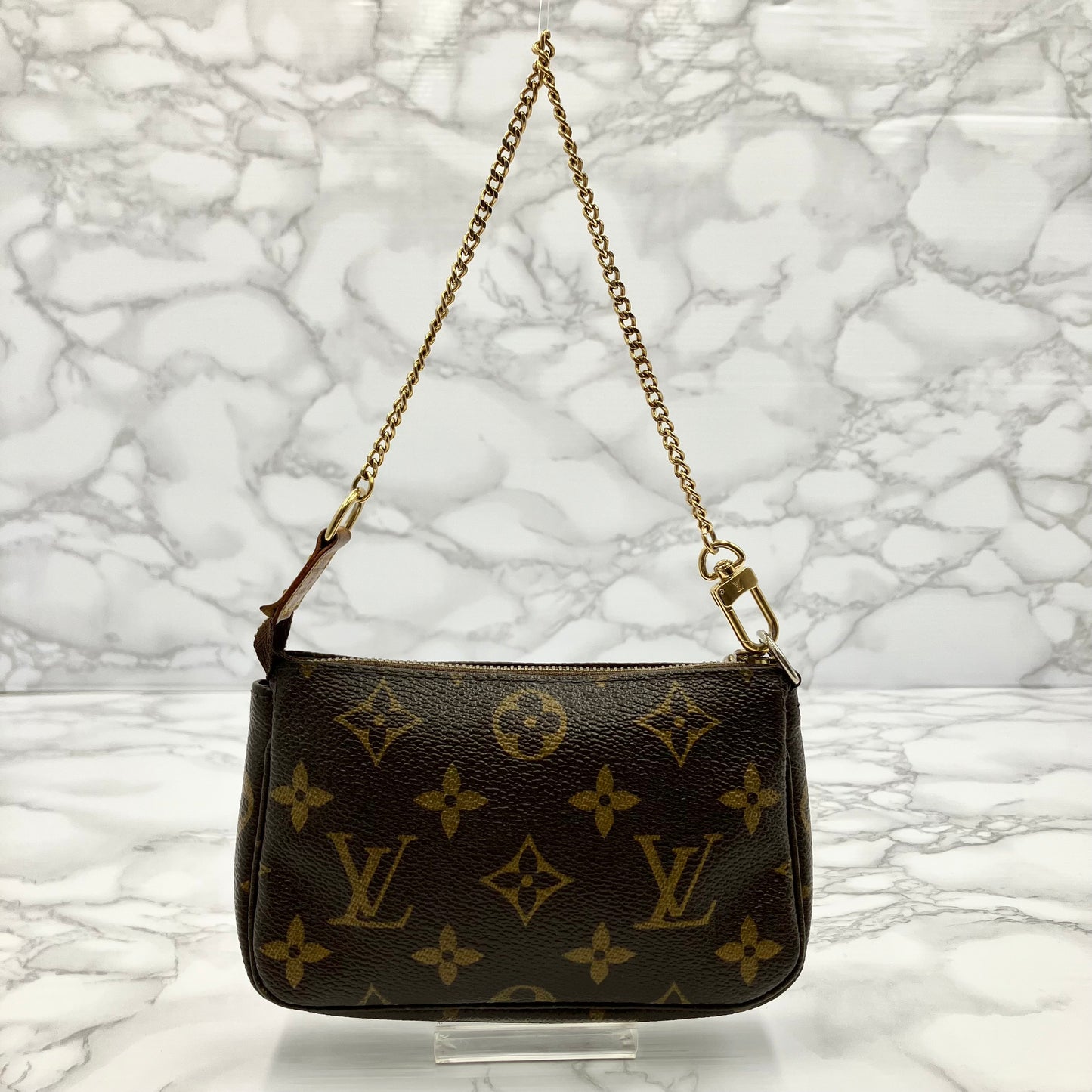 LOUIS VUITTON Mini Accessoir