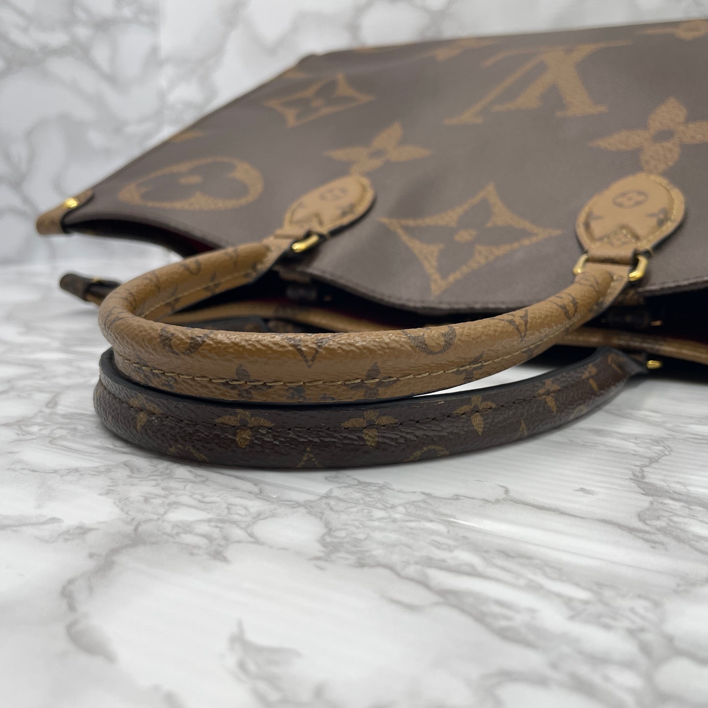 LOUIS VUITTON On The Go GM