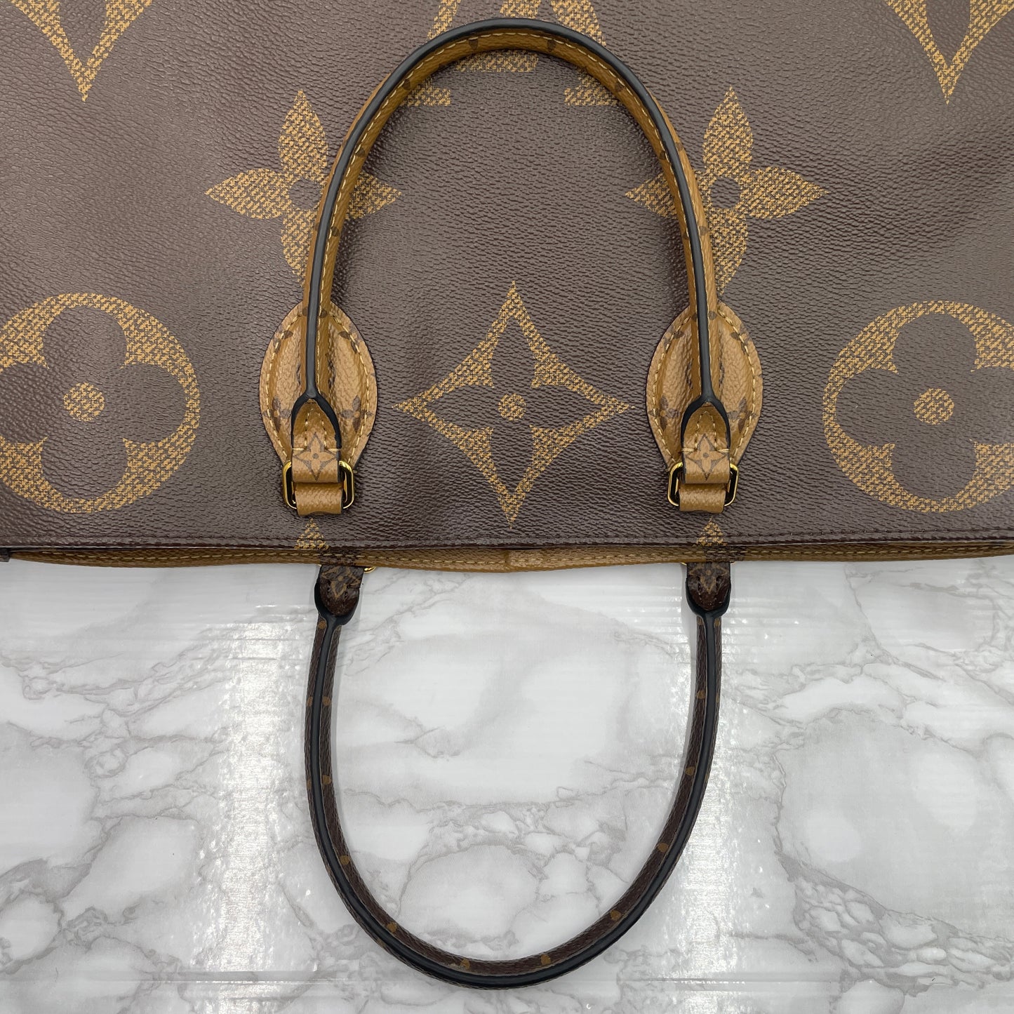 LOUIS VUITTON On The Go GM