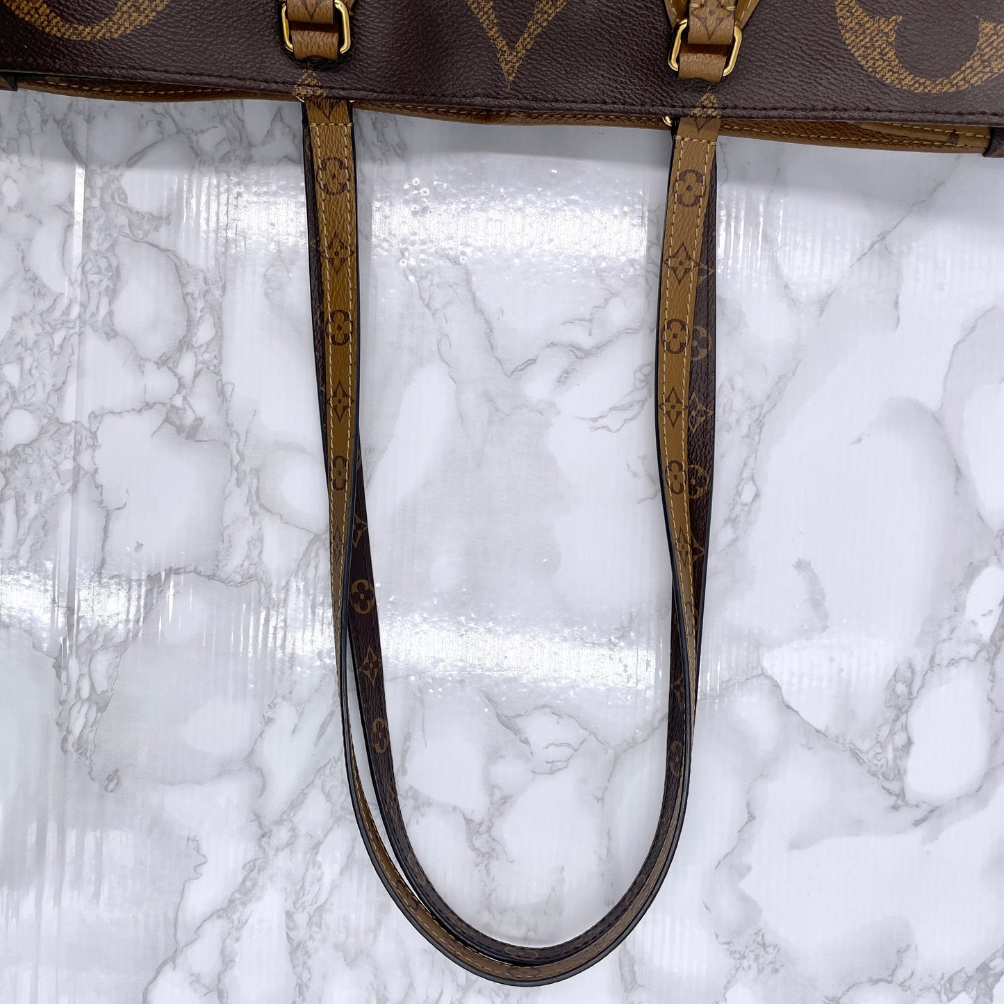 LOUIS VUITTON On The Go GM