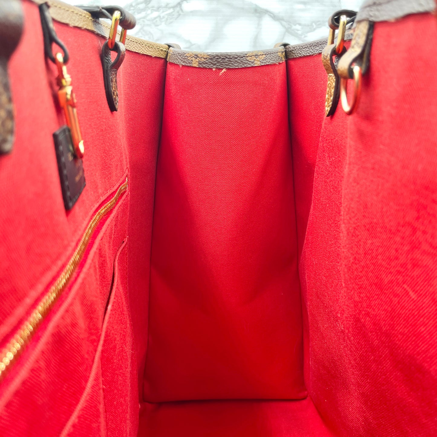 LOUIS VUITTON On The Go GM