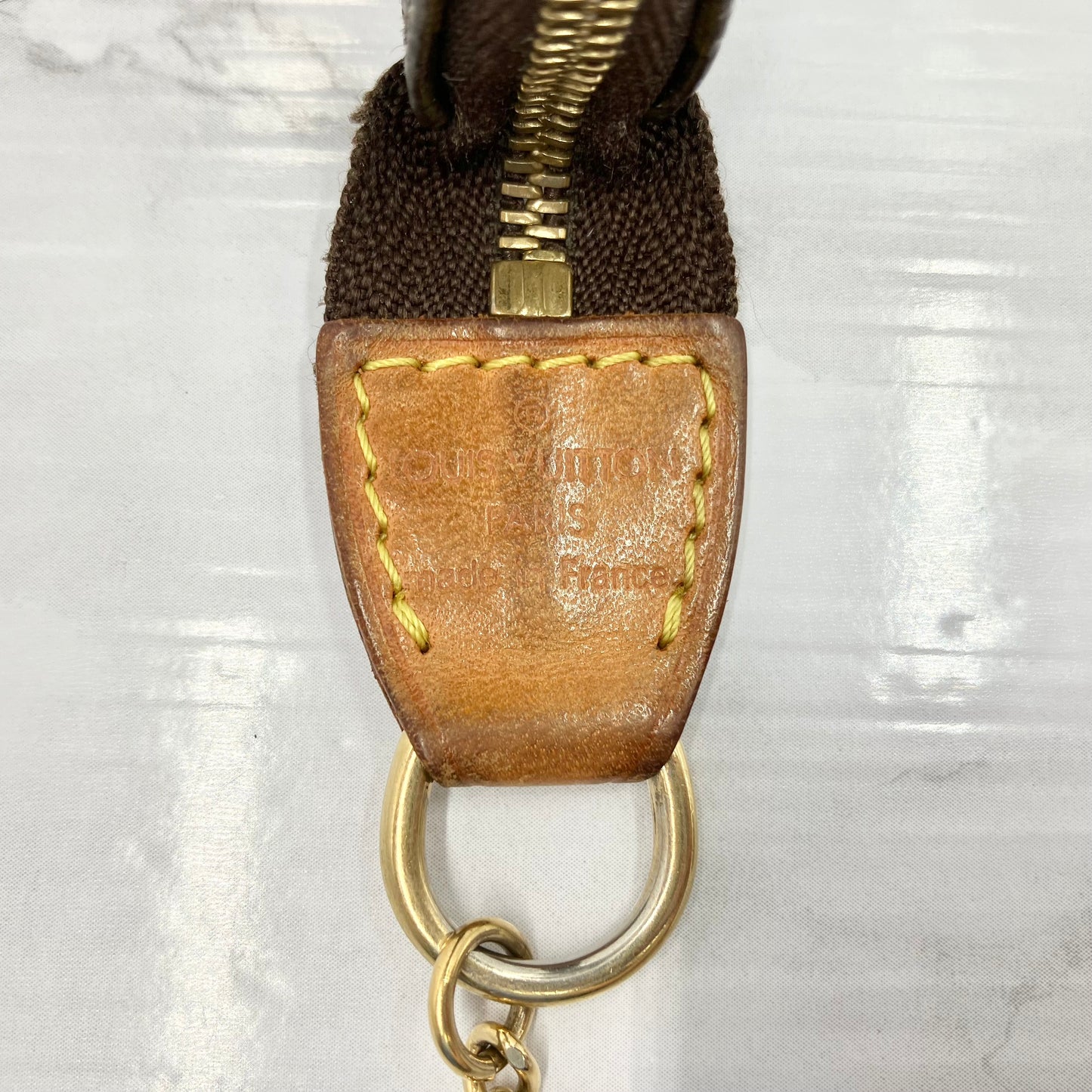 LOUIS VUITTON Mini Accessoir