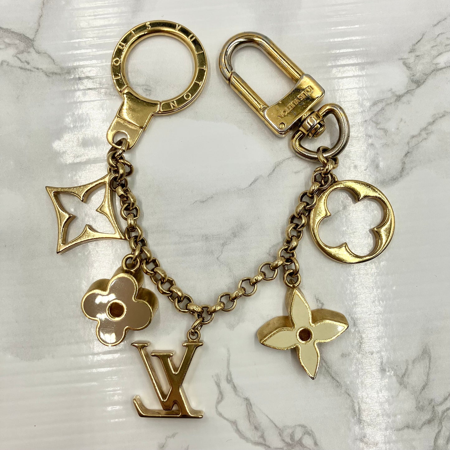 LOUIS VUITTON Fleur de Charm