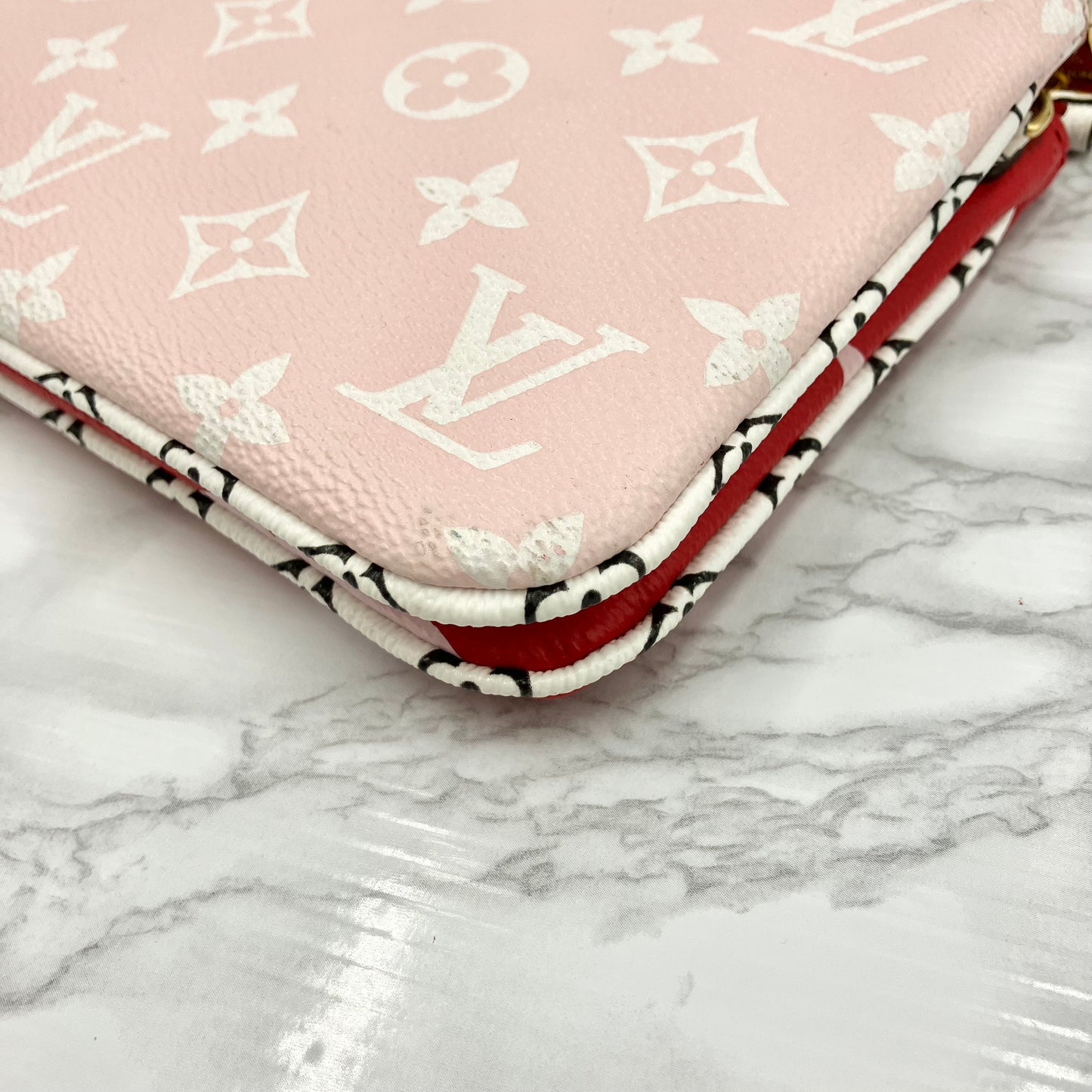 LOUIS VUITTON Pochette Double Zip