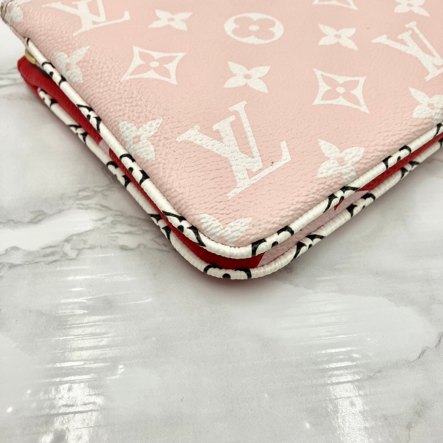 LOUIS VUITTON Pochette Double Zip