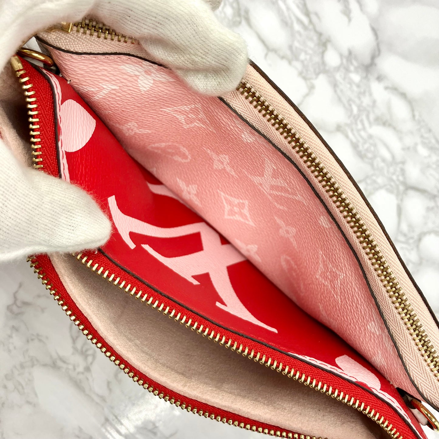 LOUIS VUITTON Pochette Double Zip