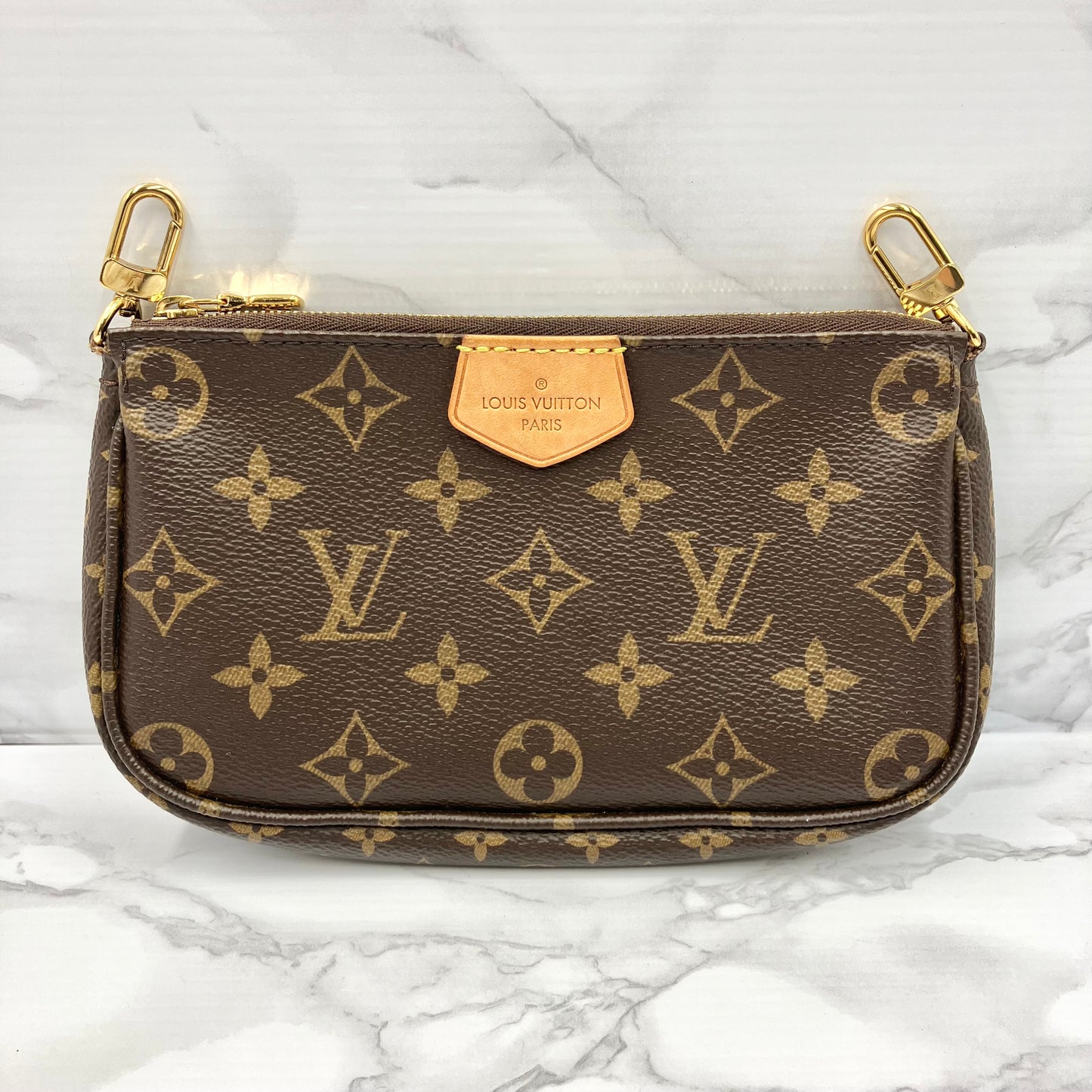 LOUIS VUITTON Multi Pochette