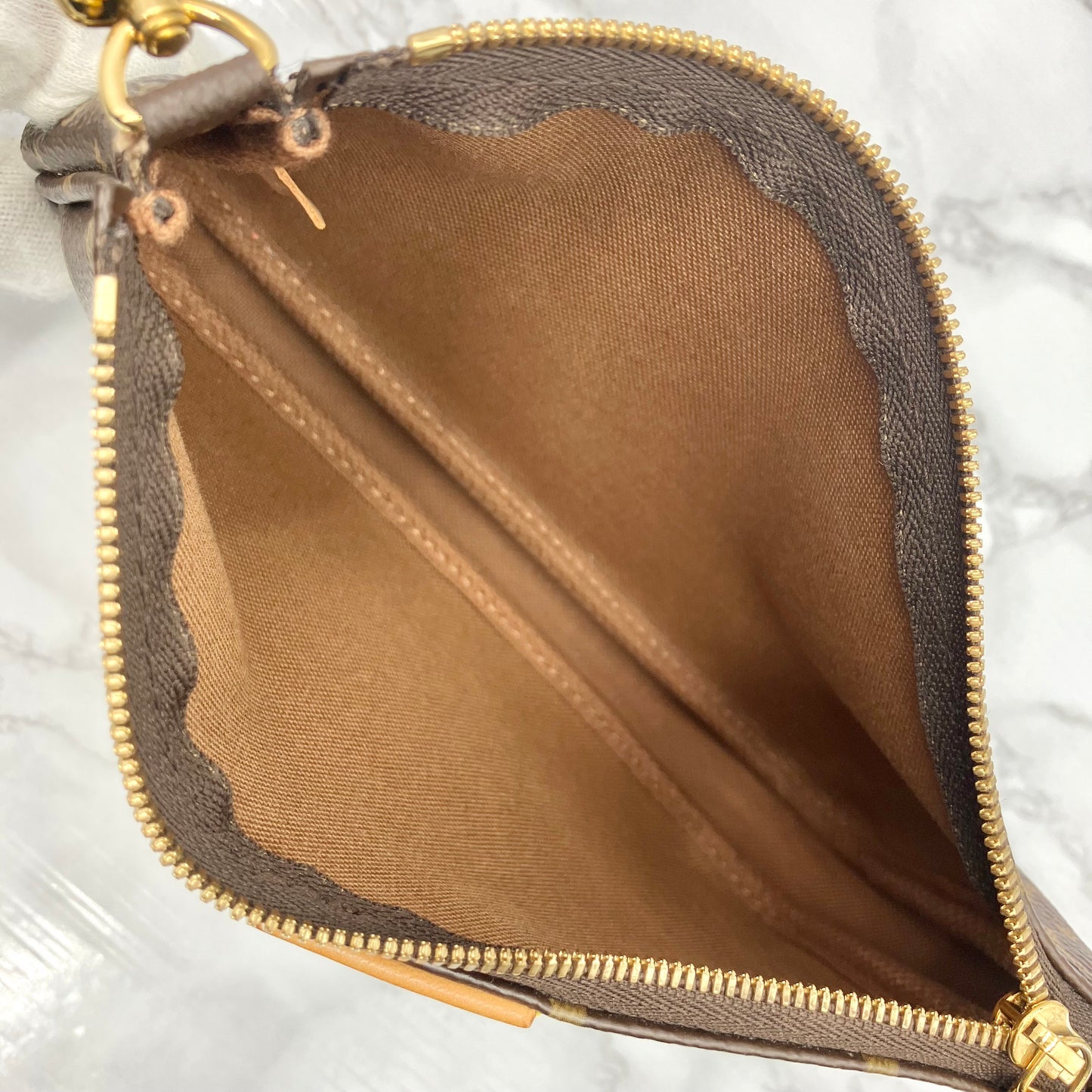 LOUIS VUITTON Multi Pochette