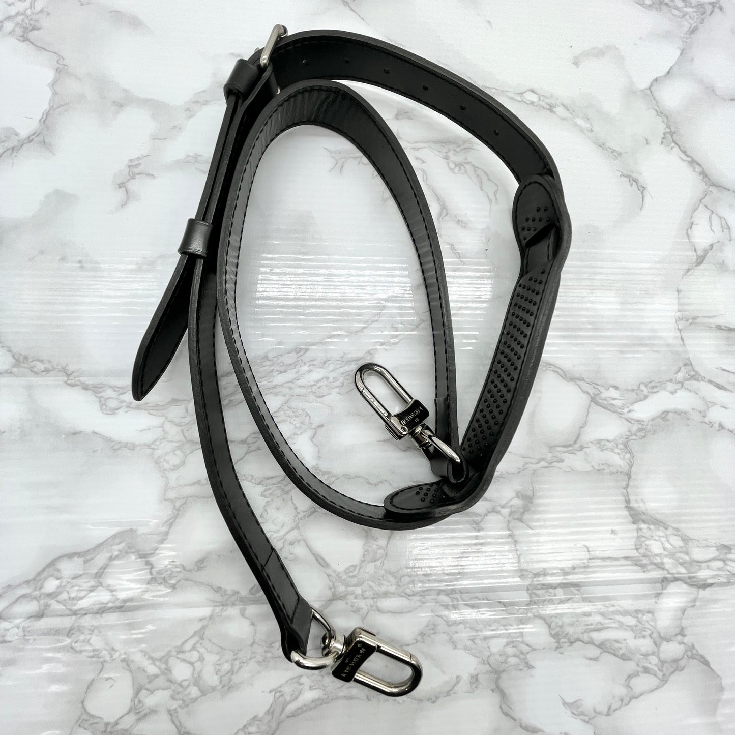 LOUIS VUITTON Graphite Keepall 55 Bandouliere