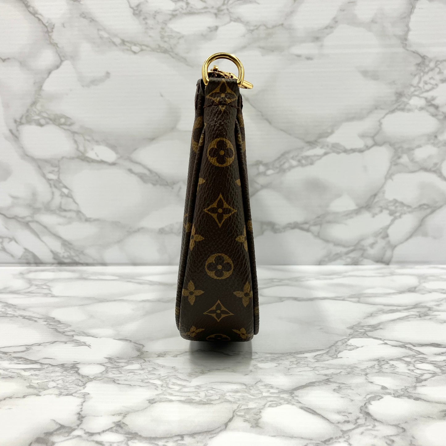 LOUIS VUITTON Multi Pochette