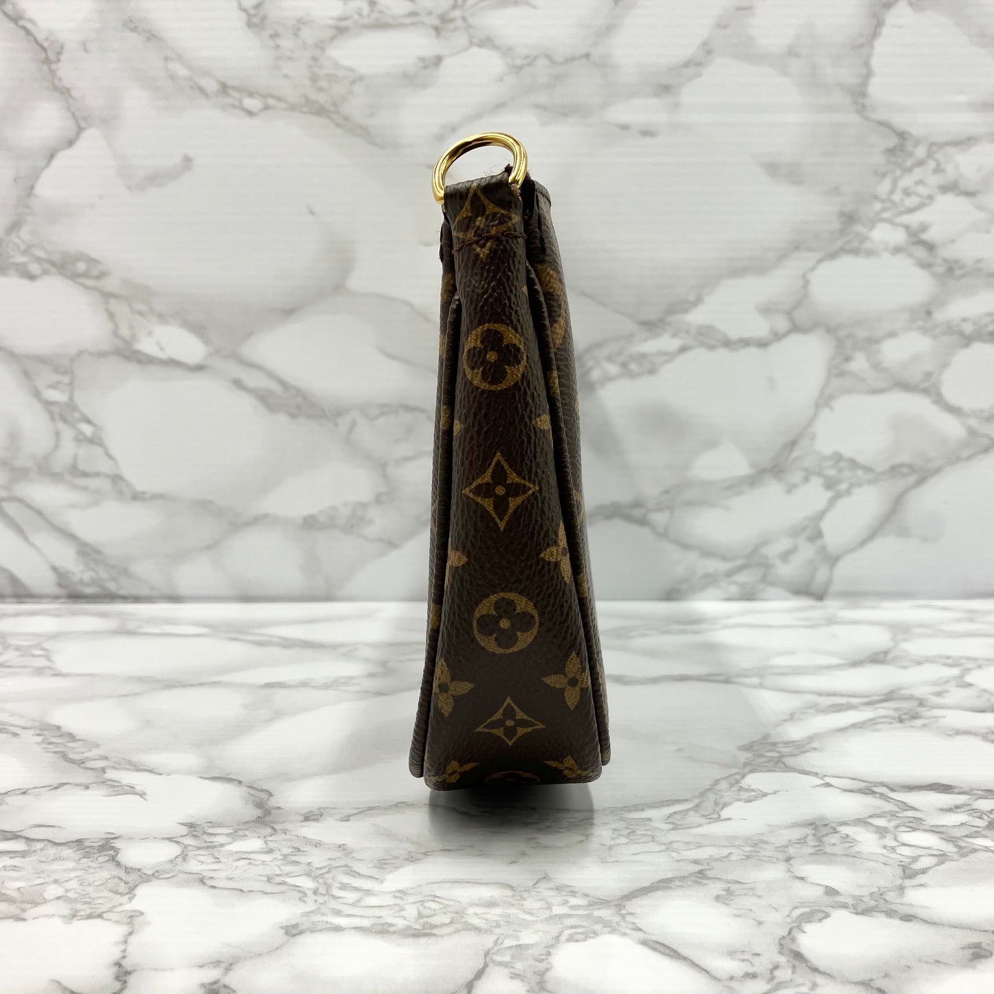 LOUIS VUITTON Multi Pochette