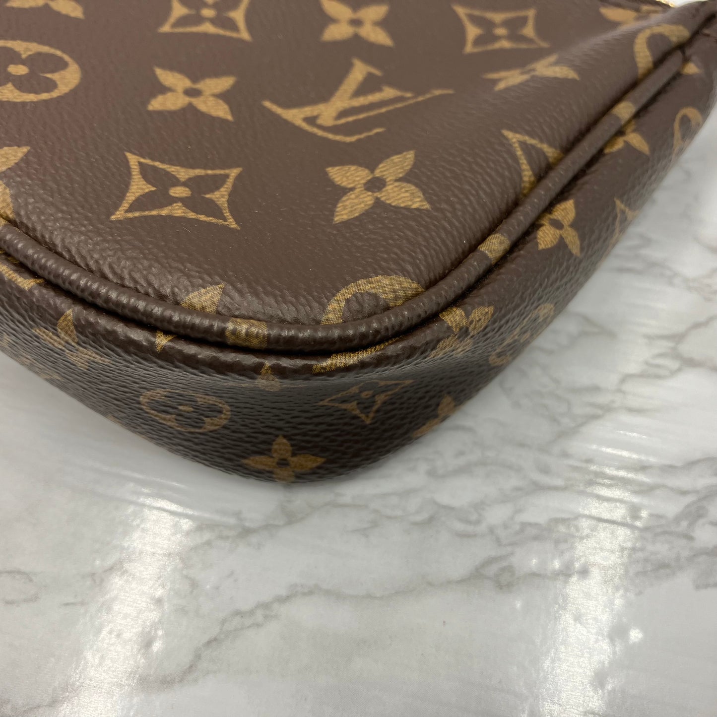 LOUIS VUITTON Multi Pochette