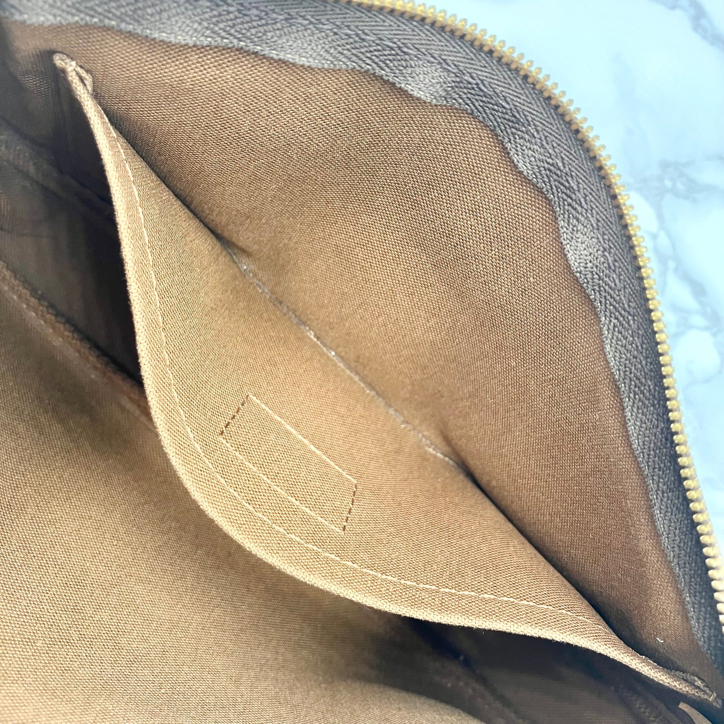 LOUIS VUITTON Multi Pochette