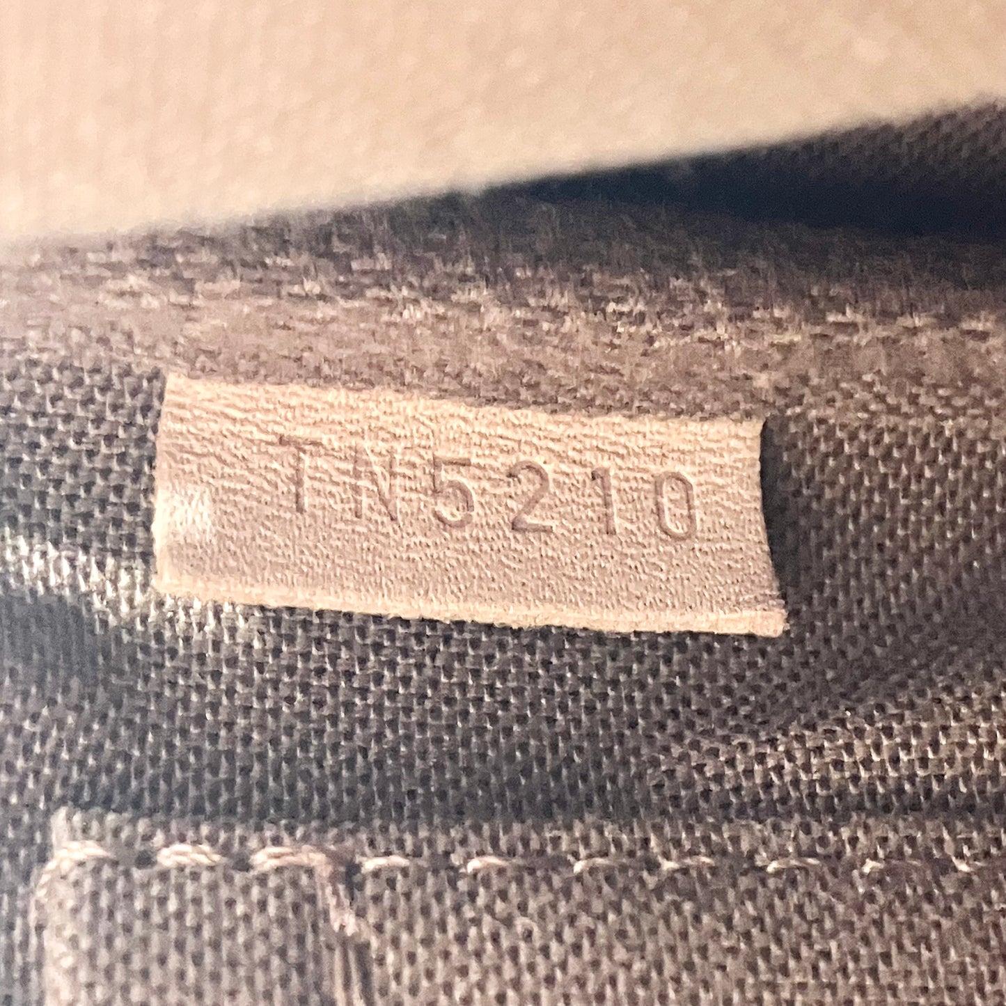 LOUIS VUITTON Multi Pochette