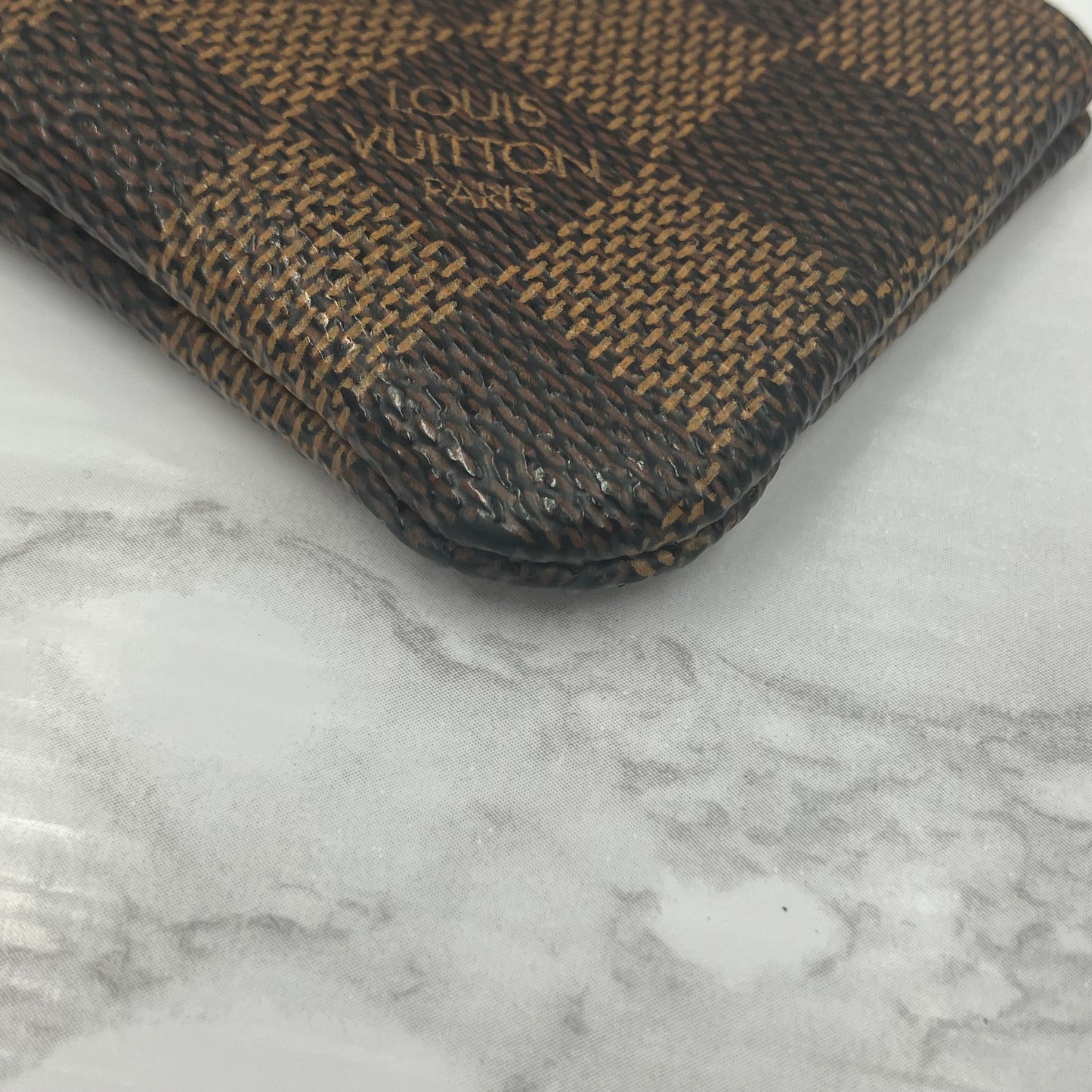 LOUIS VUITTON Damier Cle