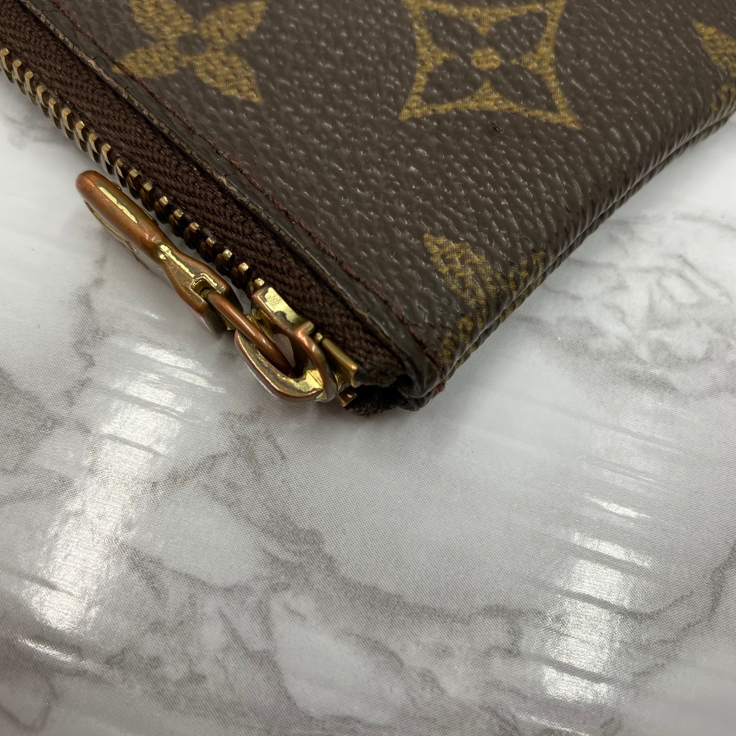 LOUIS VUITTON Monogram Cle