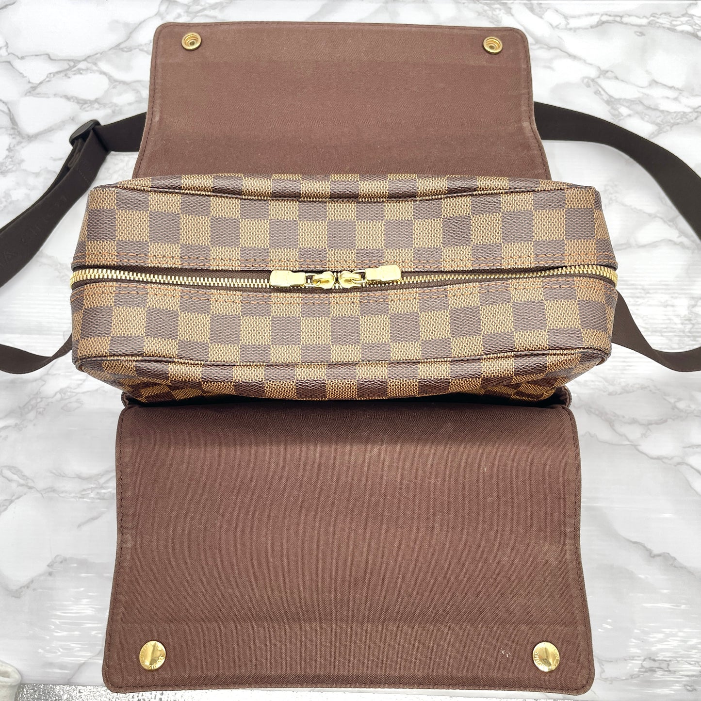 LOUIS VUITTON Damier Naviglio