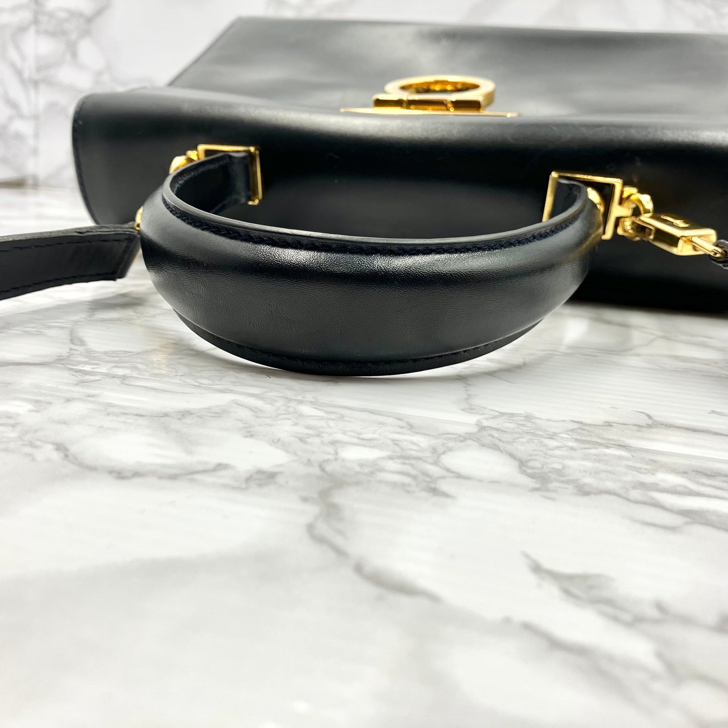 Salvatore Ferragamo 2way Gancini Bag