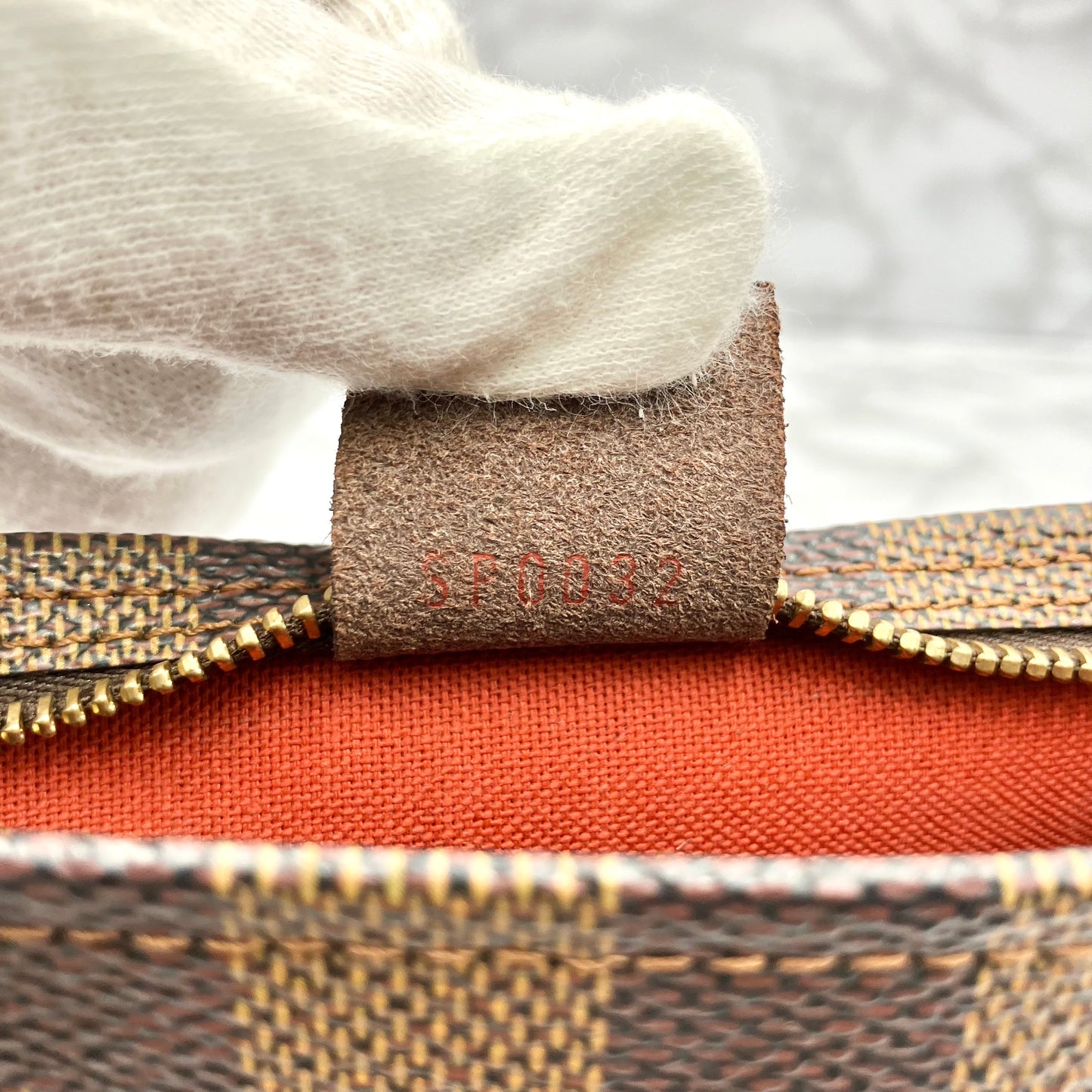 LOUIS VUITTON Damier Pouch