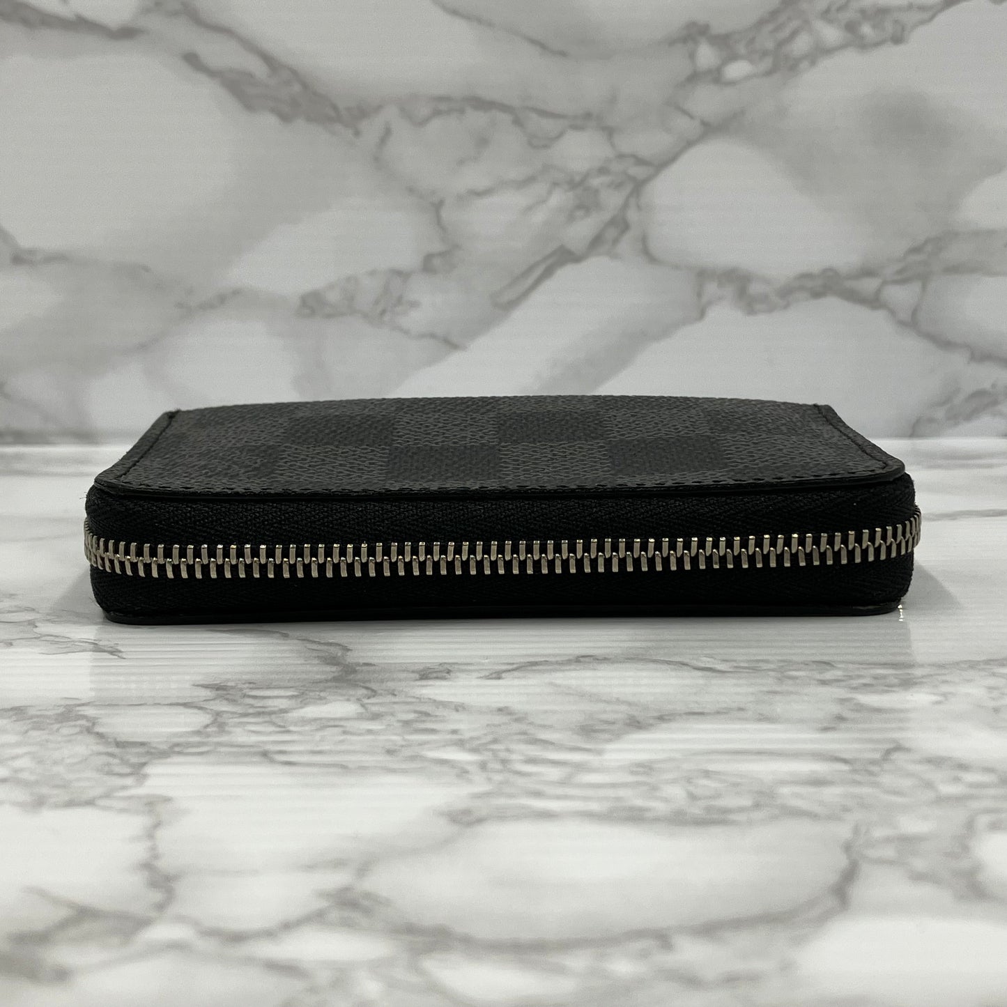 LOUIS VUITTON Damier Graphite coin purse