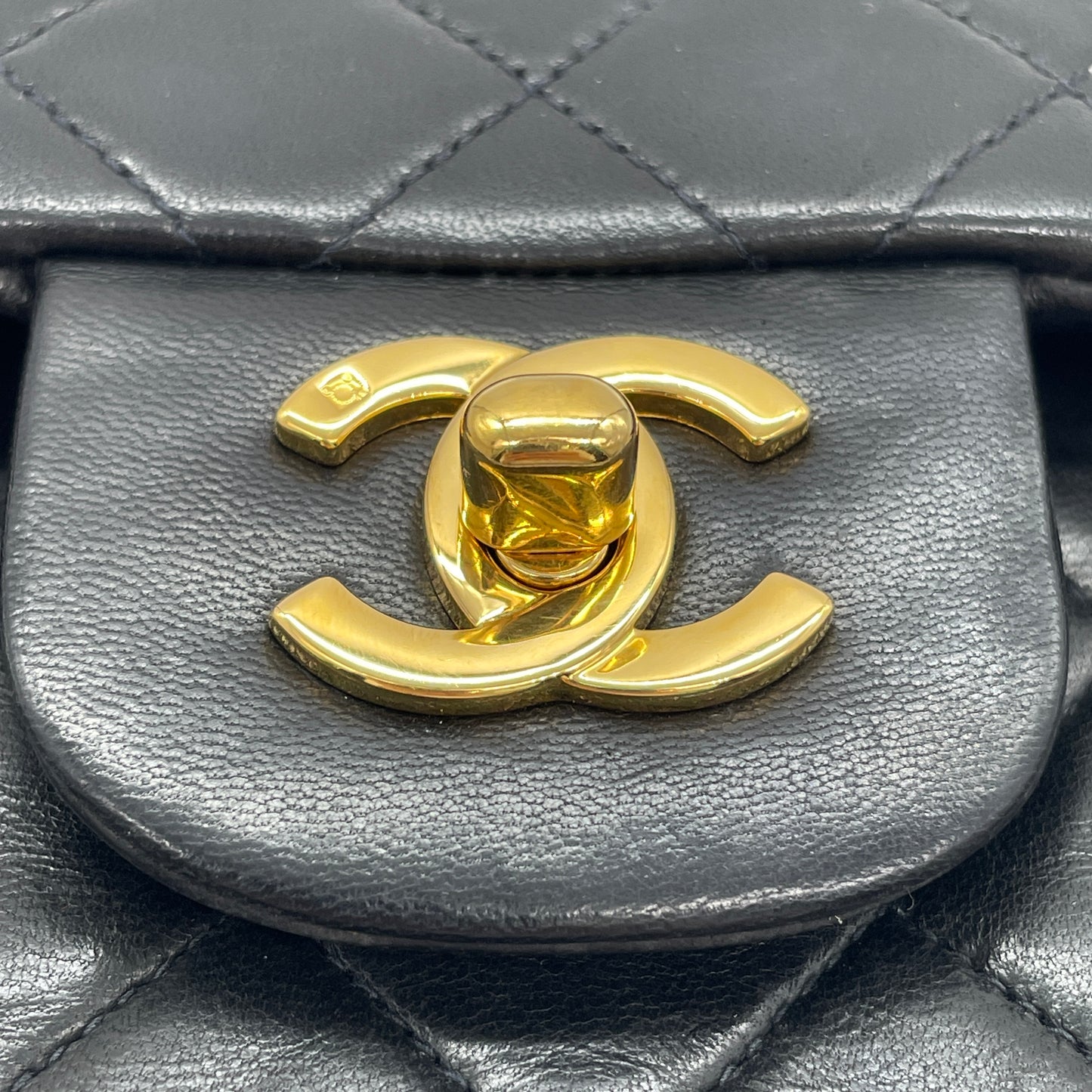 CHANEL Matelasse W Flap W Chain Lambskin