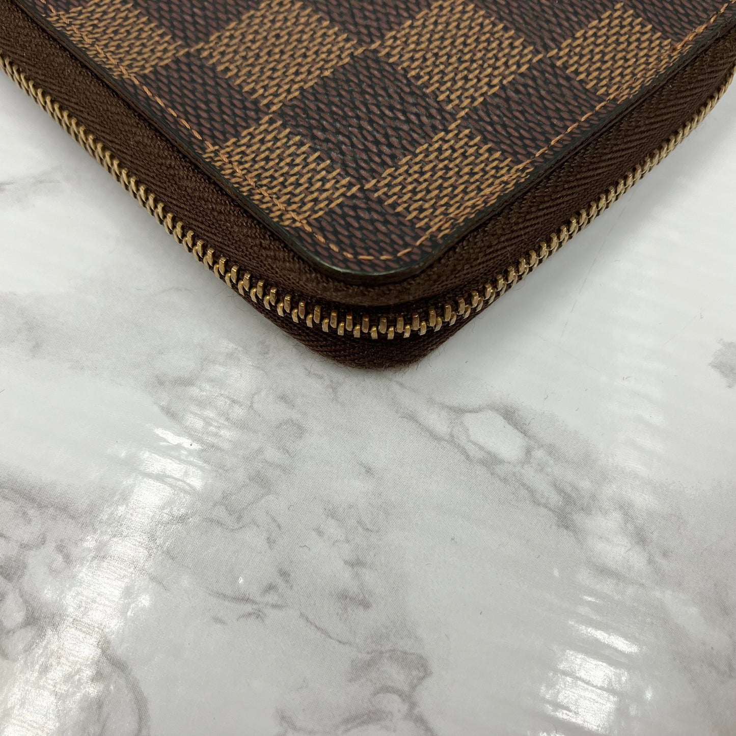 LOUIS VUITTON Damier coin purse