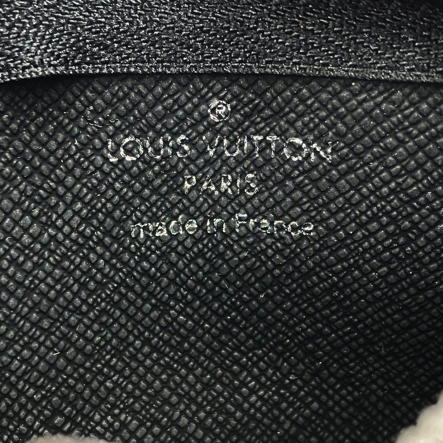 LOUIS VUITTON Graphite Cle