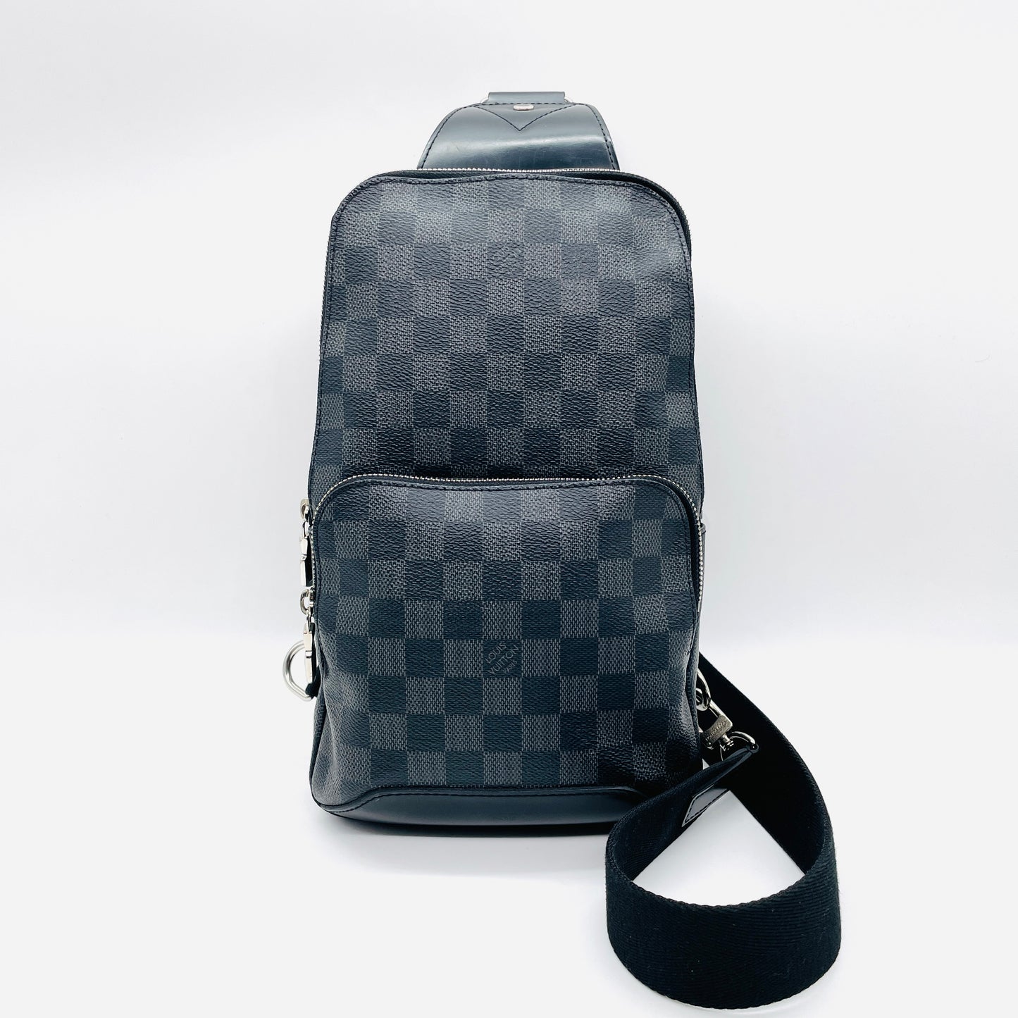 LOUIS VUITTON Graphite Avenue Sling