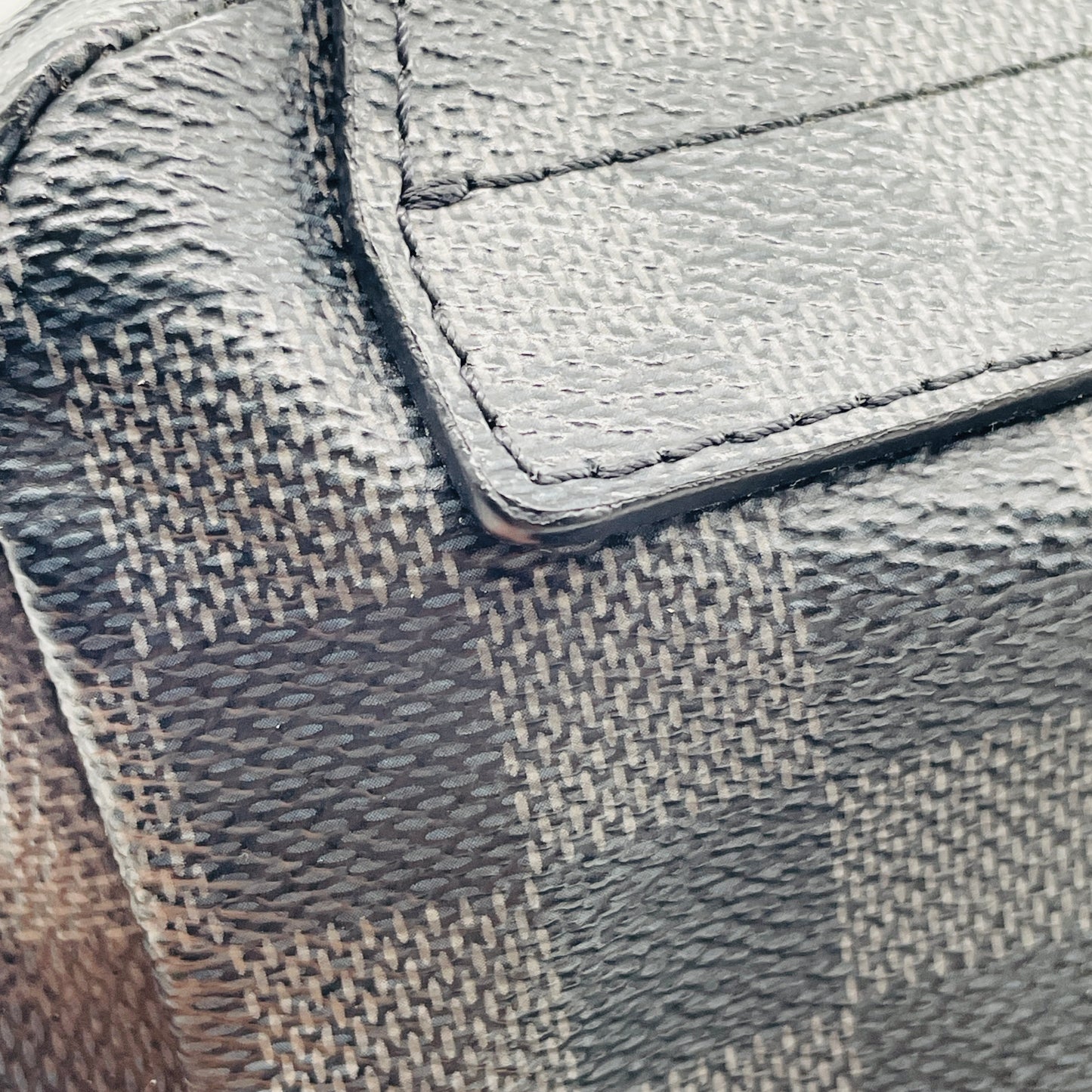 LOUIS VUITTON Graphite Avenue Sling