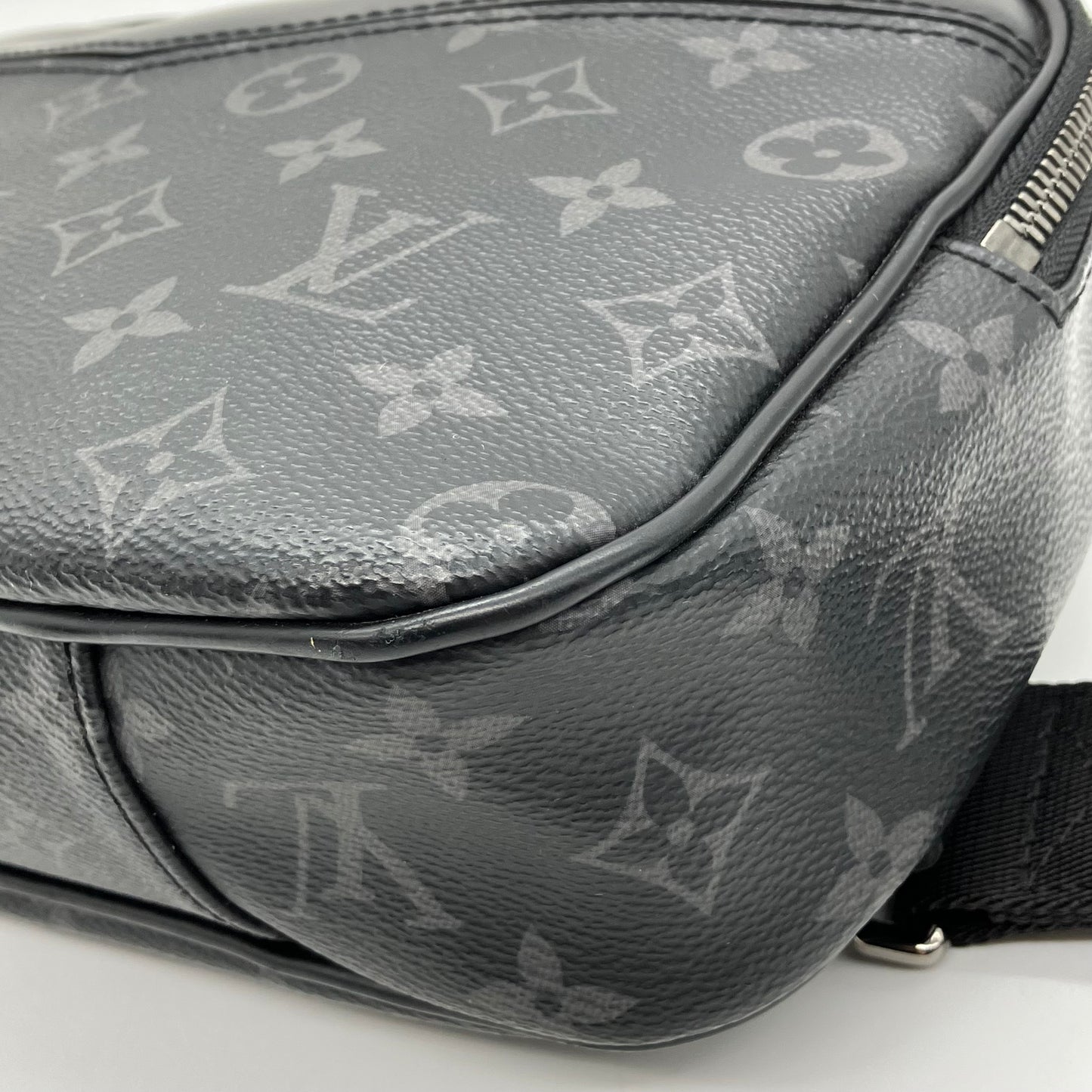 LOUIS VUITTON Eclipse RFID
