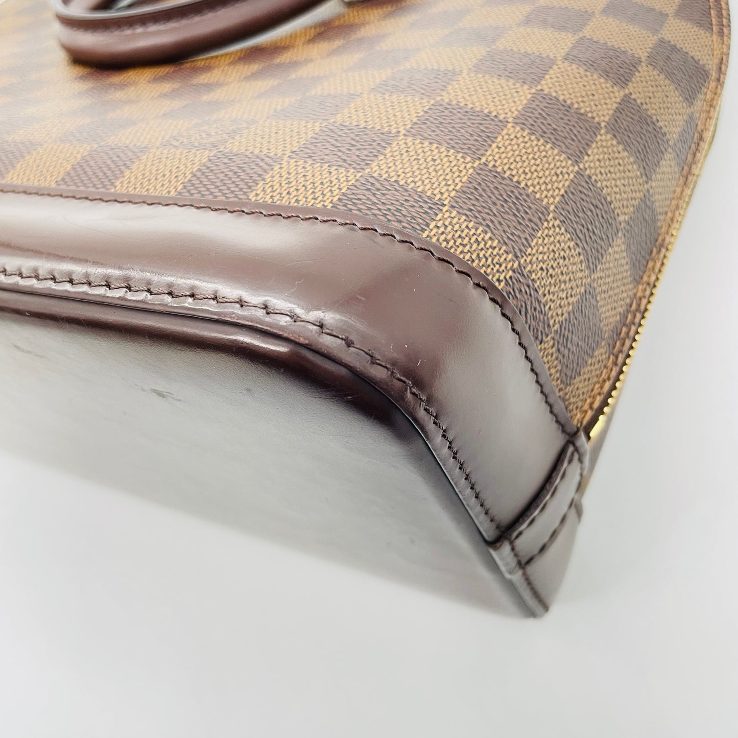 LOUIS VUITTON Damier Alma