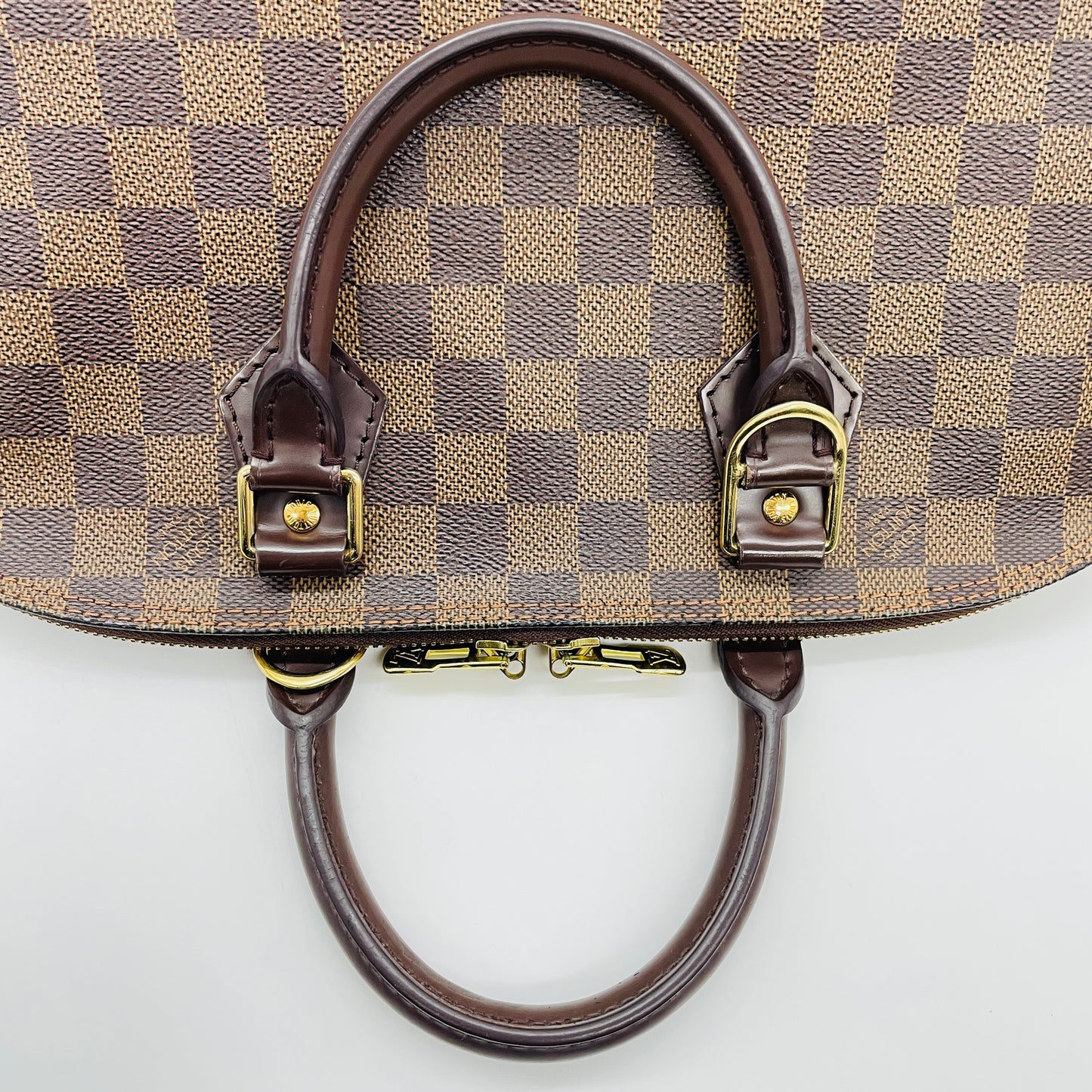 LOUIS VUITTON Damier Alma