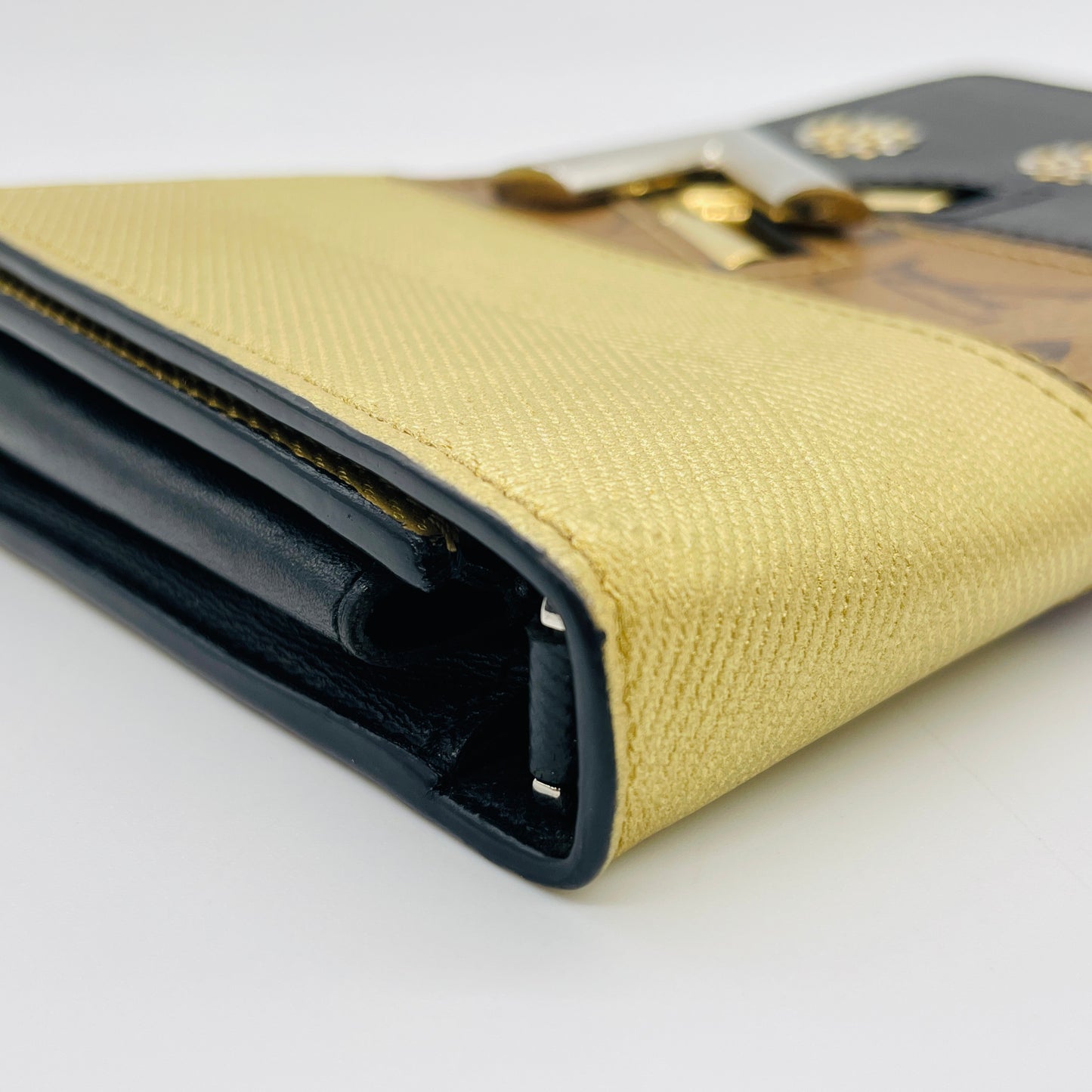 LOUIS VUITTON Twist WOC