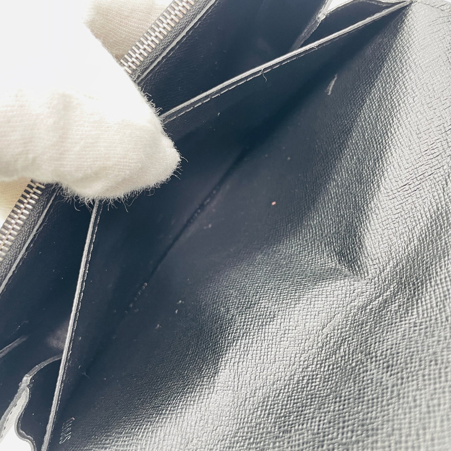 LOUIS VUITTON Twist WOC